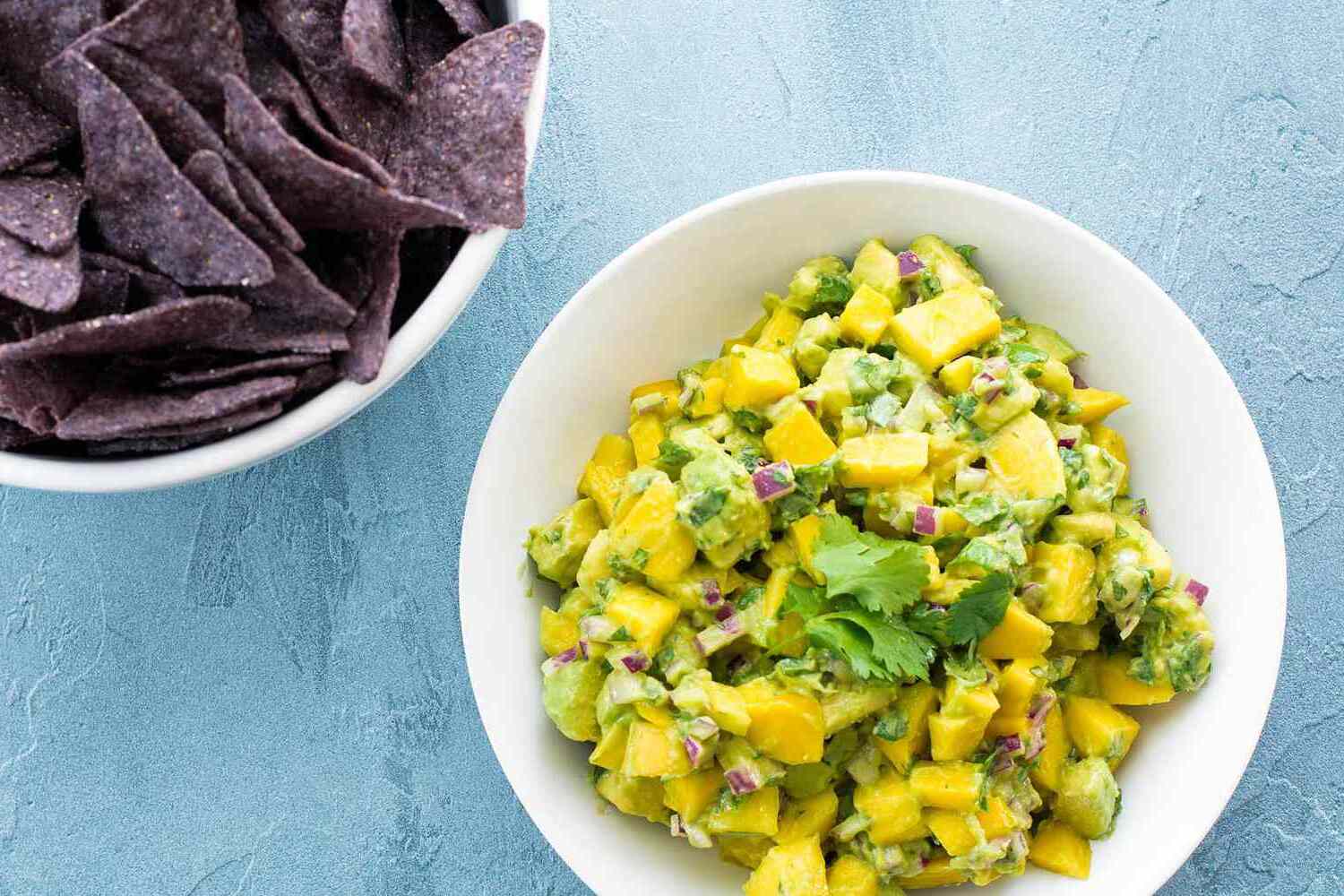 avocado-salsa-delight