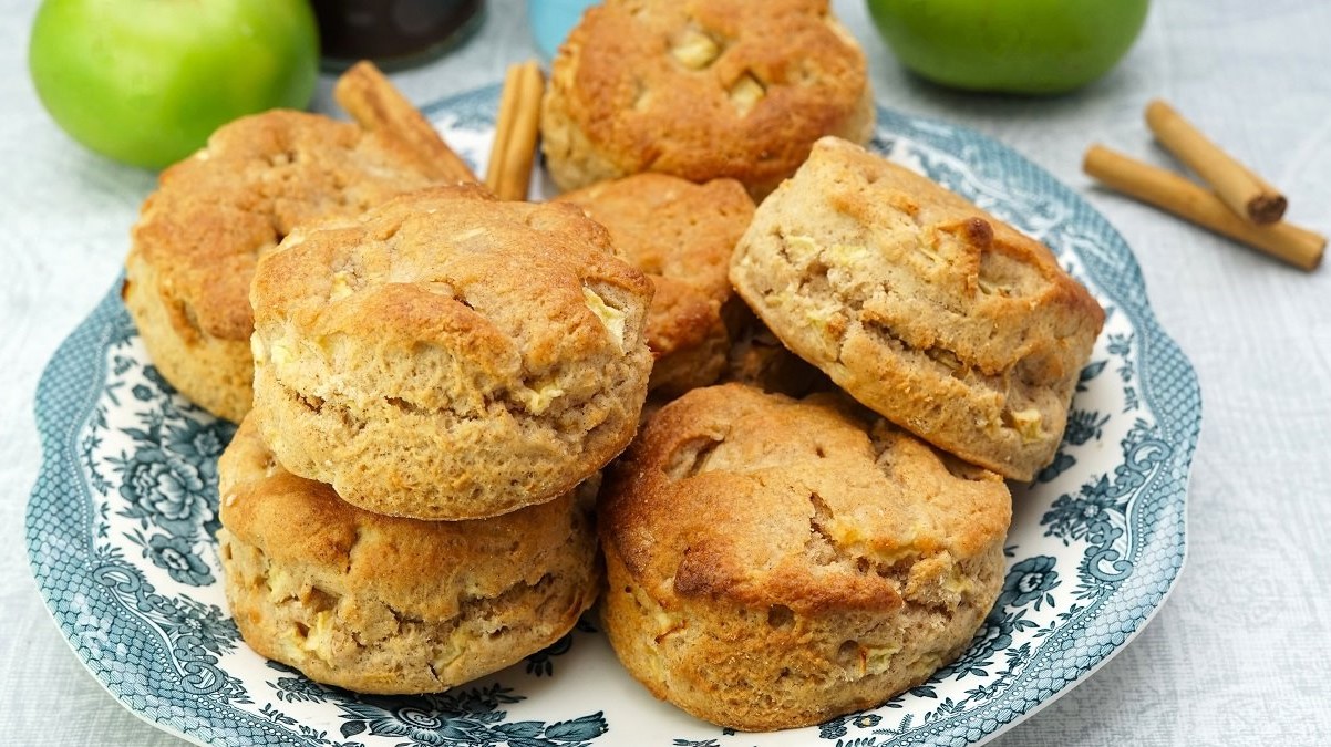 cinnamon-apple-scones-recipe