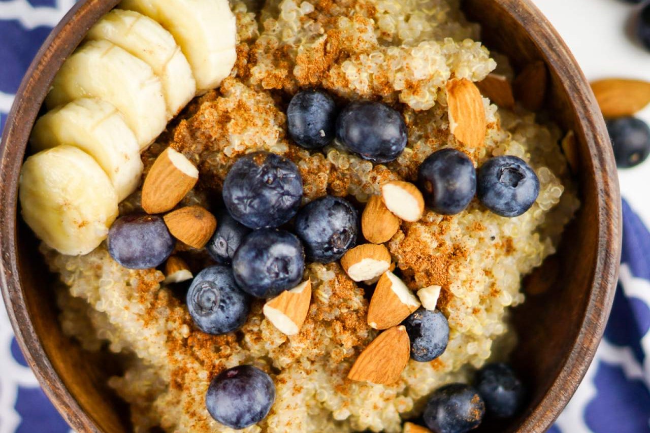 cinnamon-quinoa-breakfast-bowl-recipe