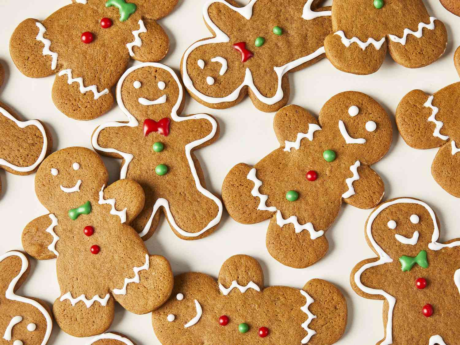 Gingerbread Cookie Recipe | LynneCurry