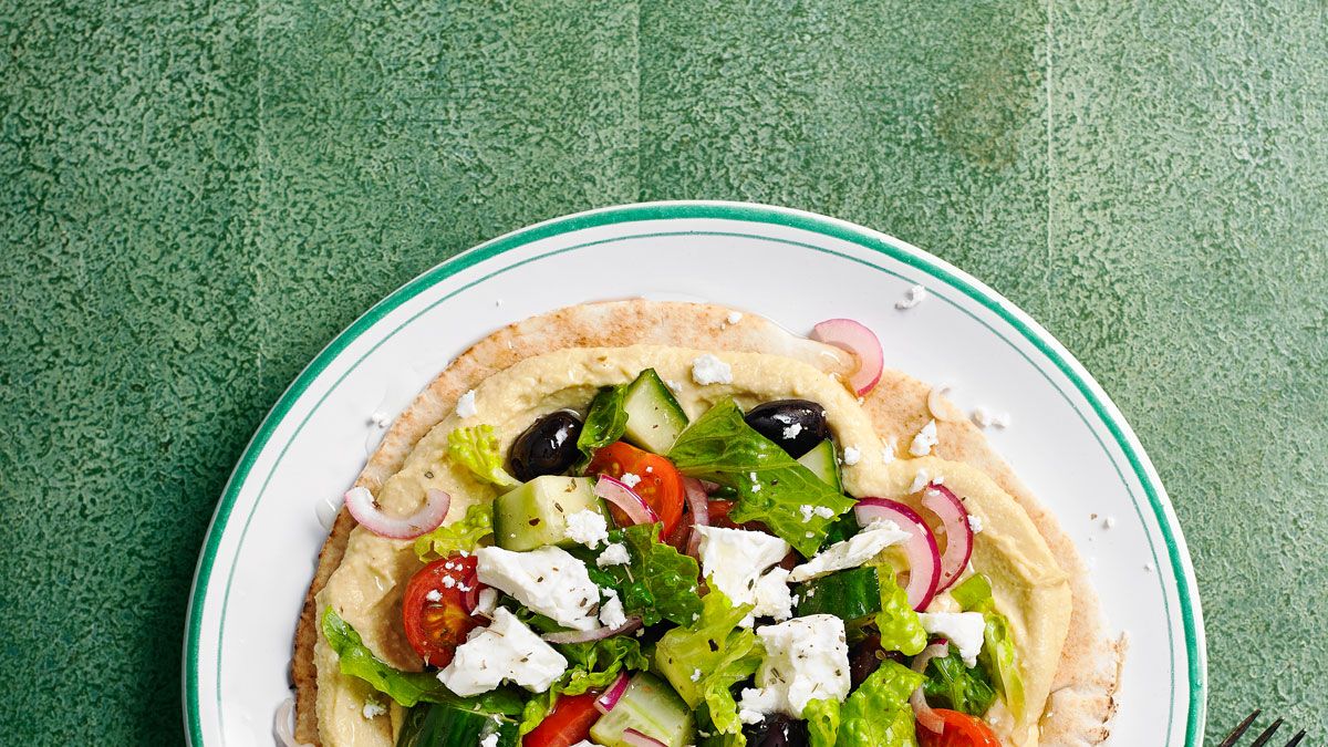 greek-salad-flatbread-pizza-recipe