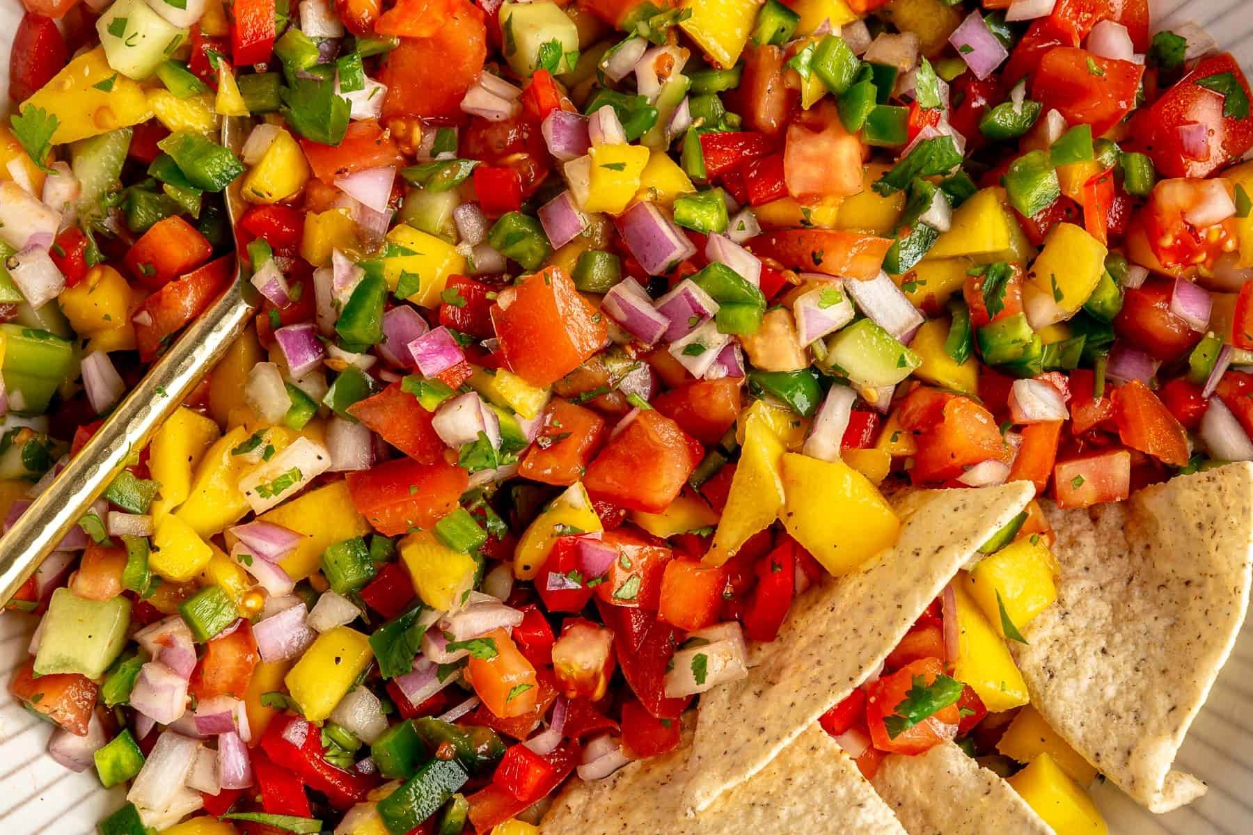 Heirloom Tomato And Mango Pico Recipe | LynneCurry