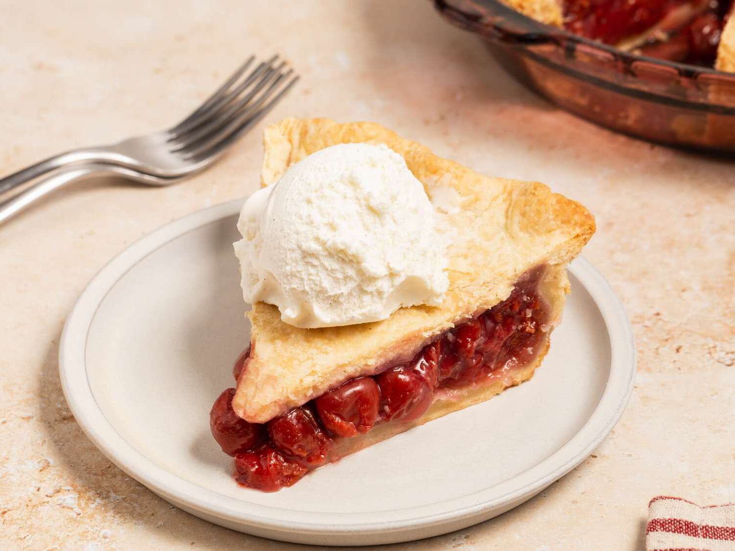 homemade-cherry-pie-recipe