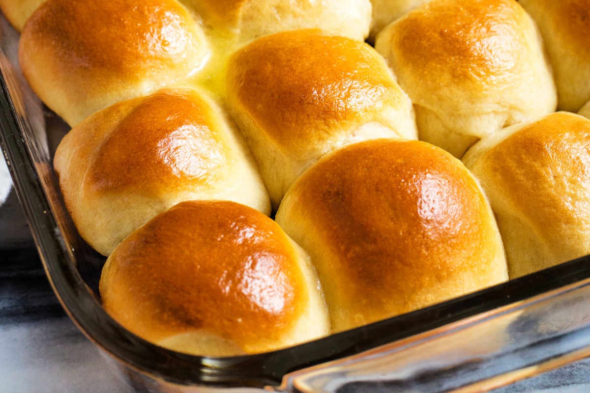 homemade-dinner-rolls-recipe