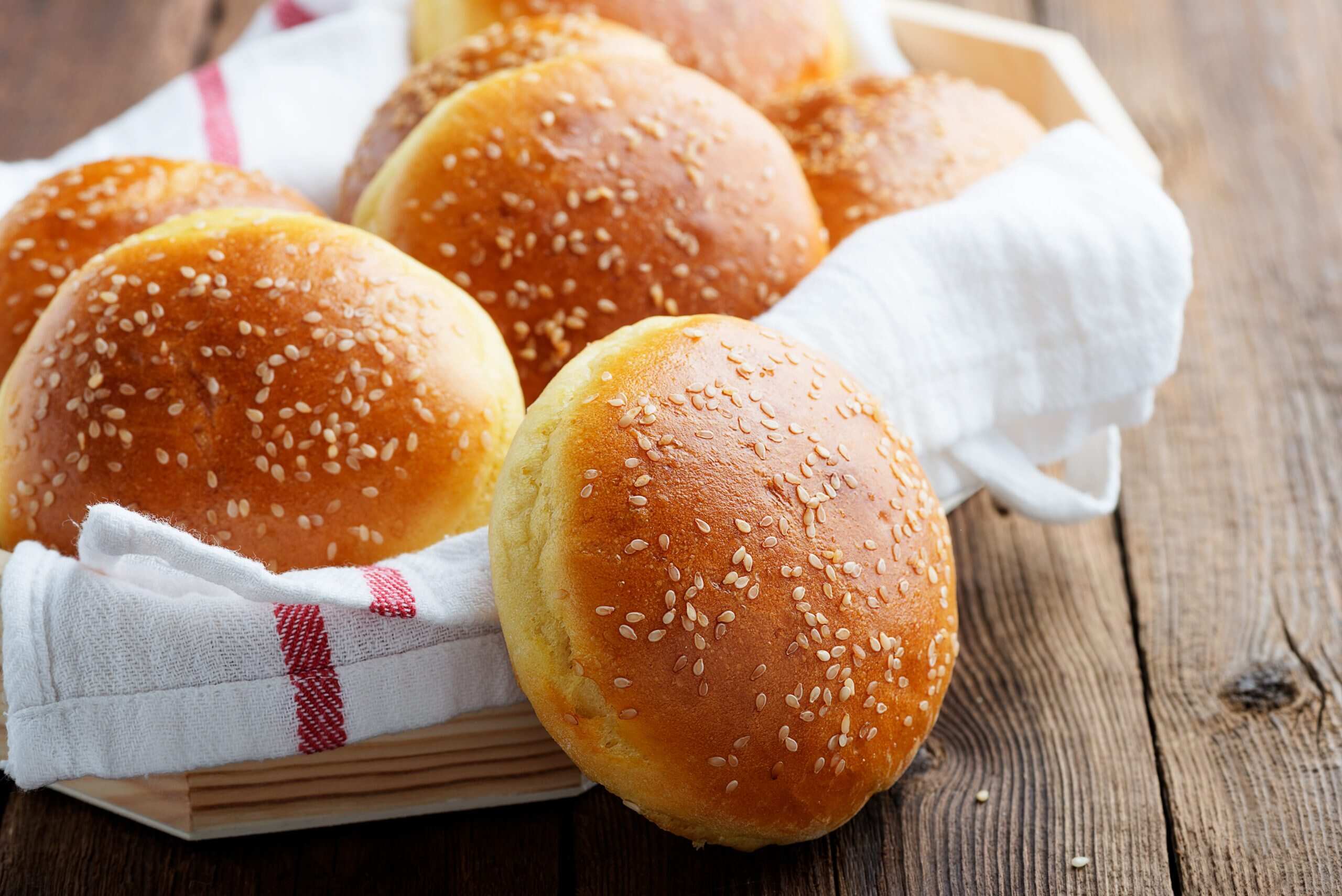 homemade-hamburger-buns