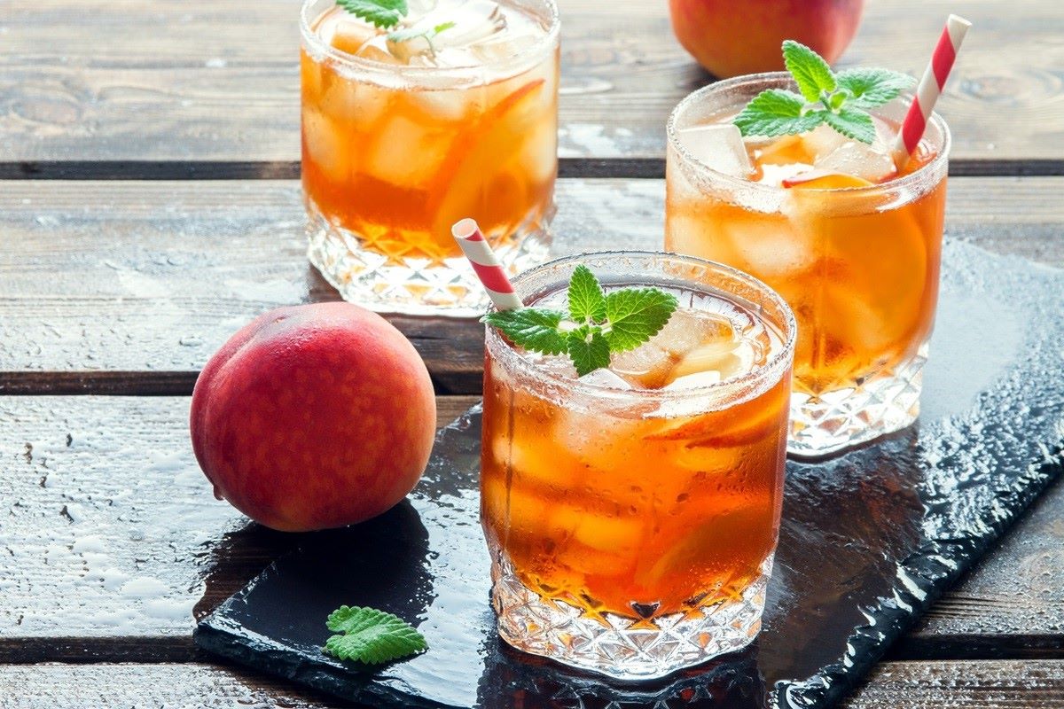 iced-tea-with-fancy-herbal-fruity-ice-recipe