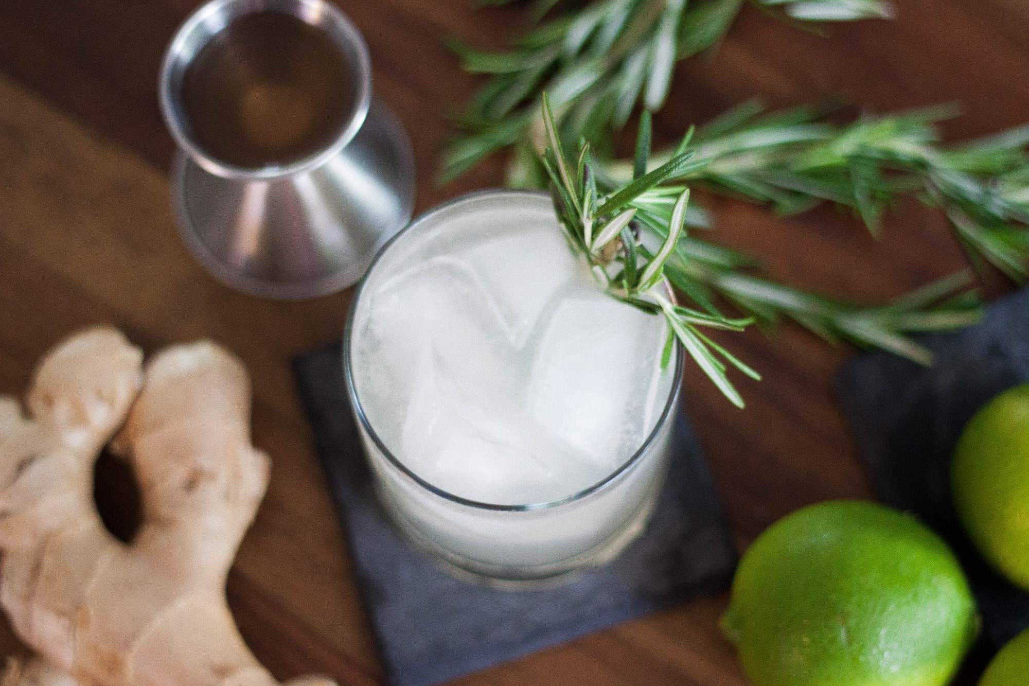 lemon-ginger-gimlets-recipe