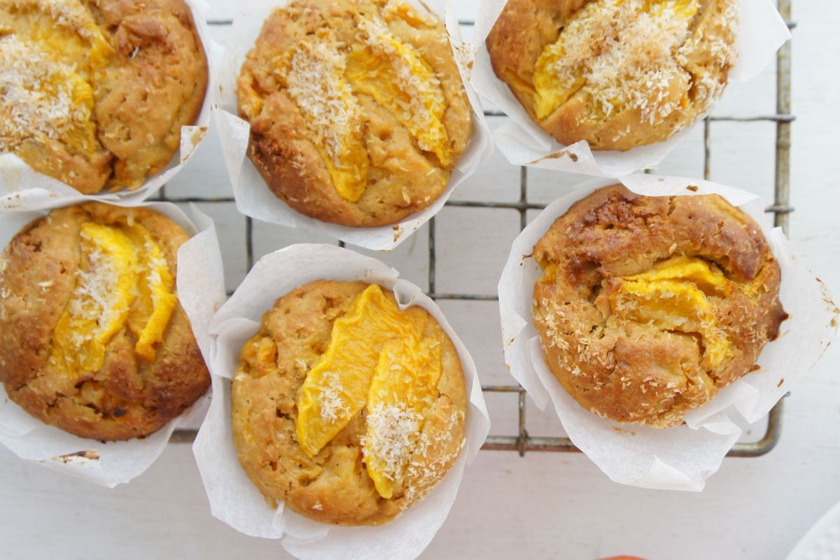 mango-coconut-muffins-recipe