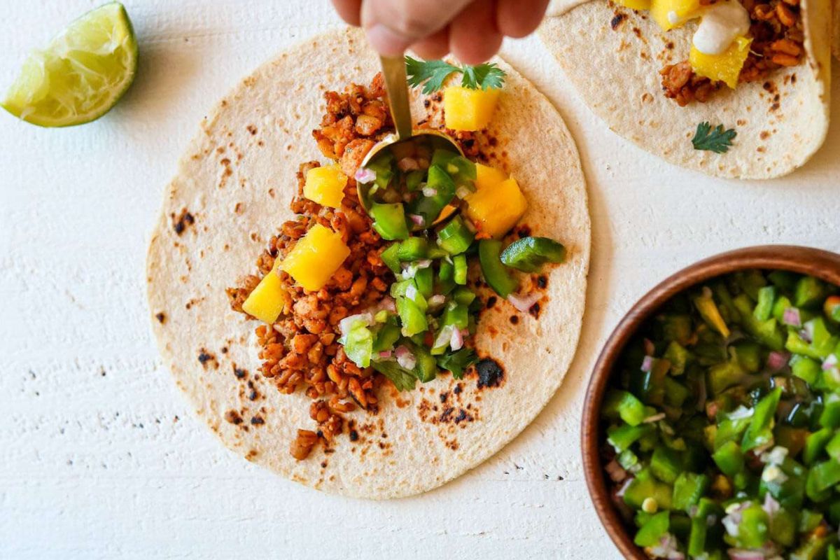 mango-peanut-tempeh-tacos-recipe