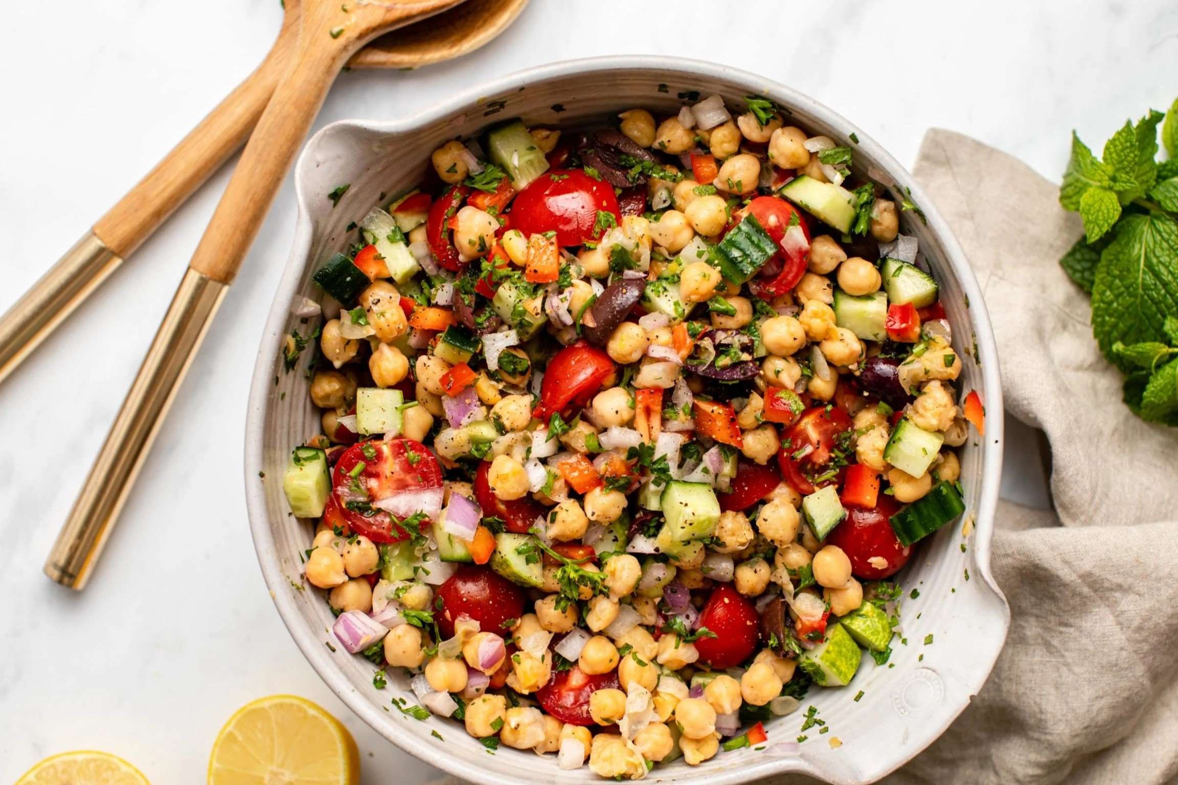 mediterranean-chickpea-salad-recipe