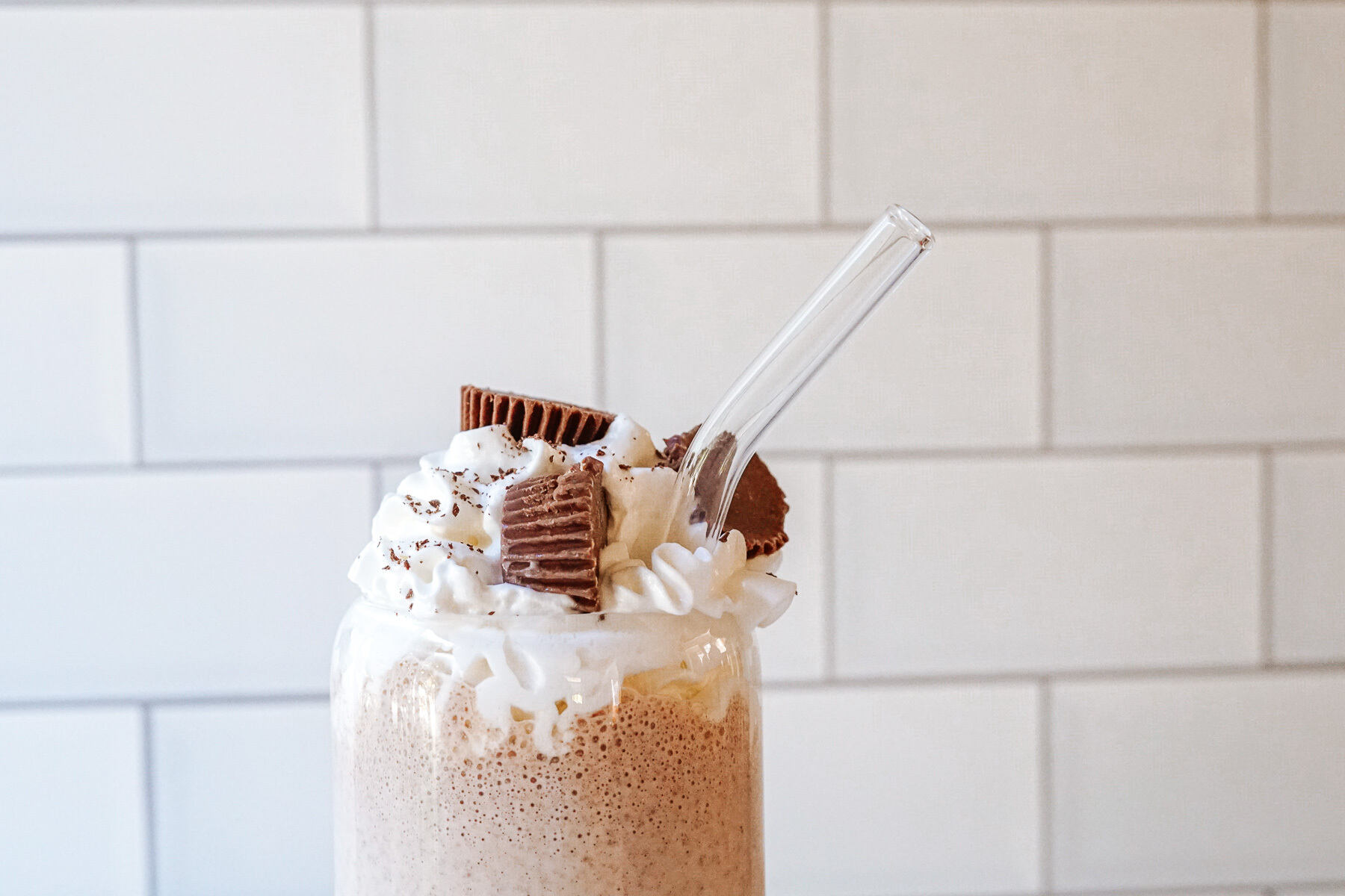 peanut-butter-bourbon-delight-milkshake-recipe