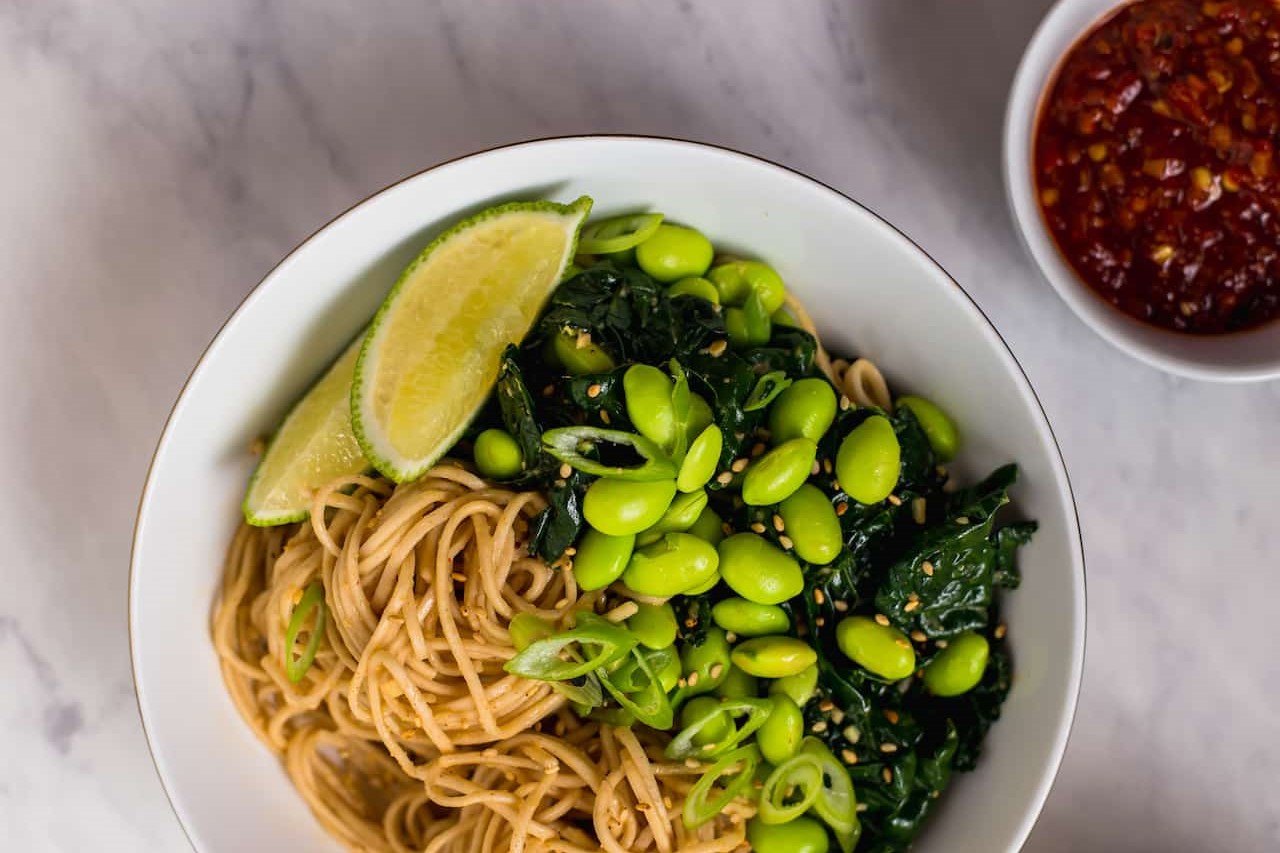 peanut-soba-noodles-with-kale-recipe