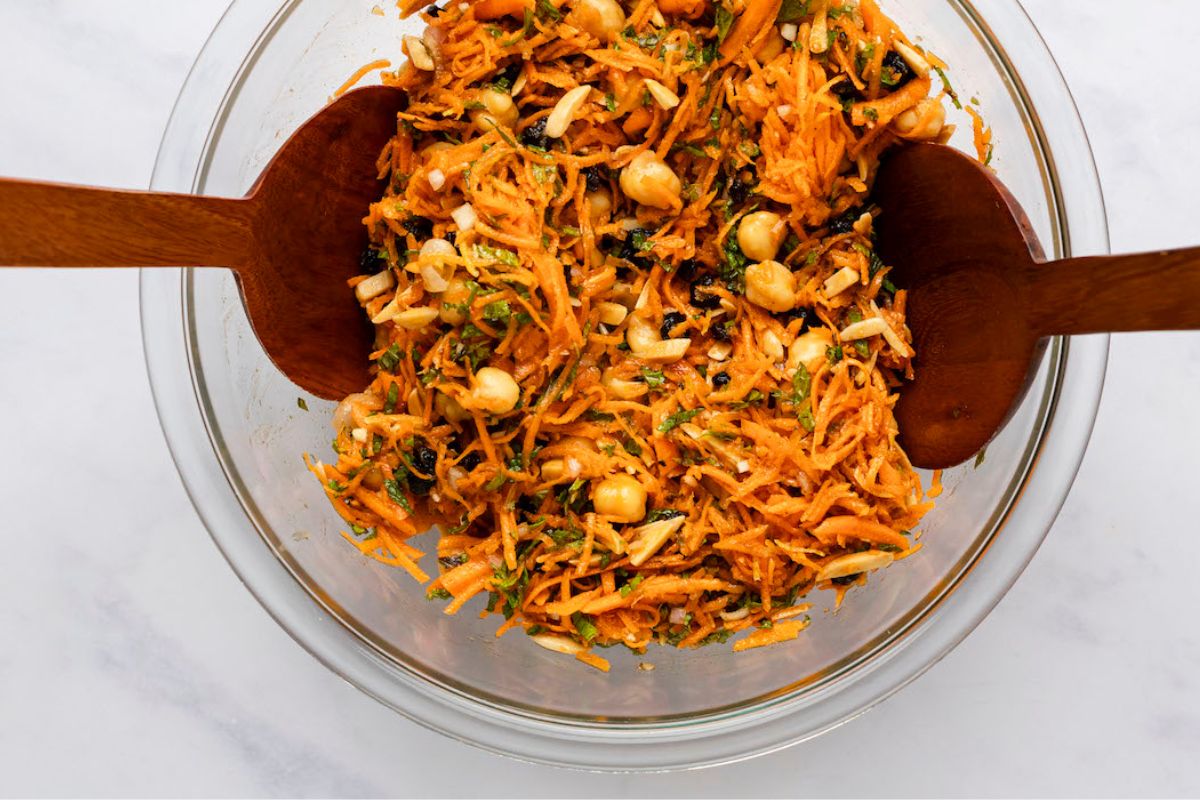 spiced-carrot-and-chickpea-salad-recipe