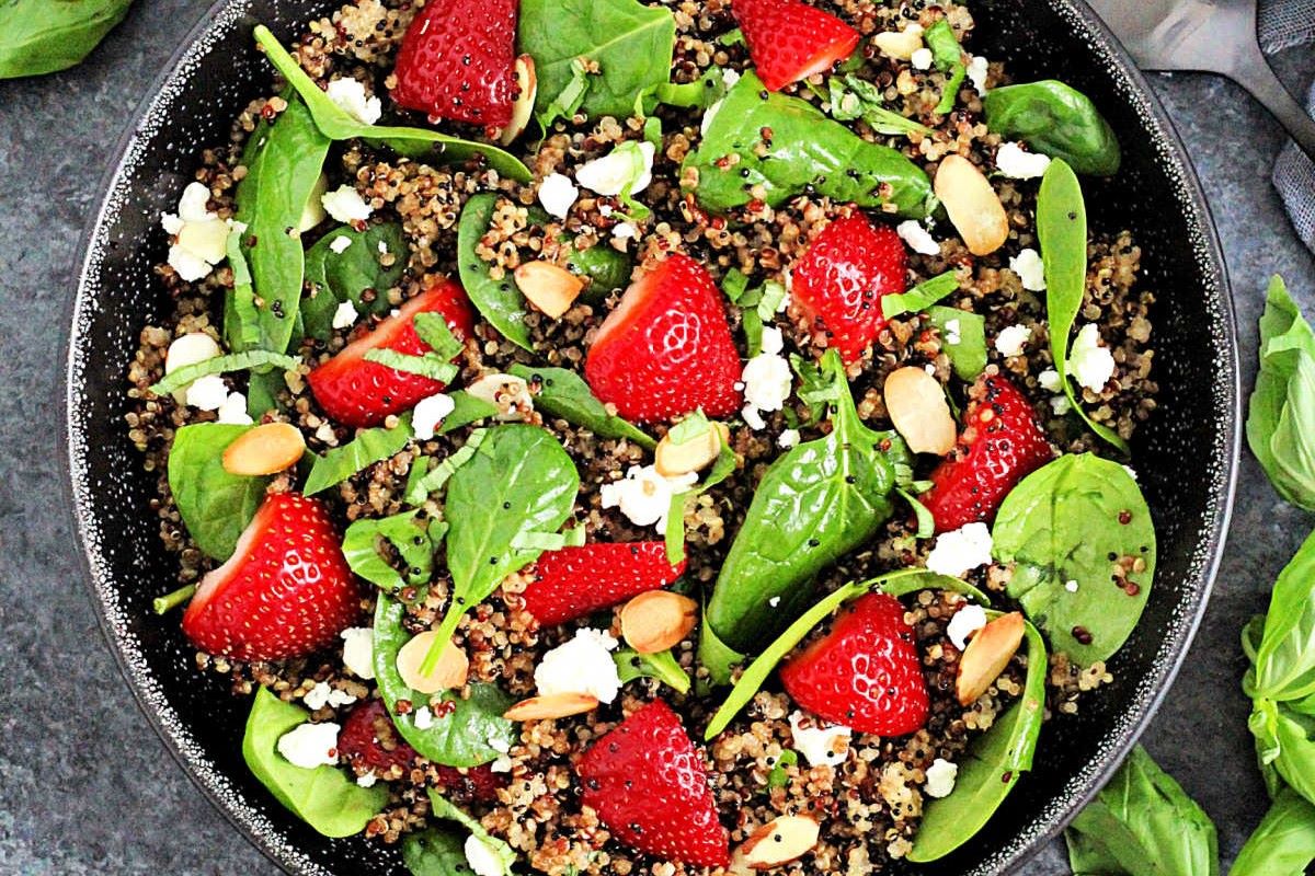 strawberry-quinoa-and-feta-salad-recipe