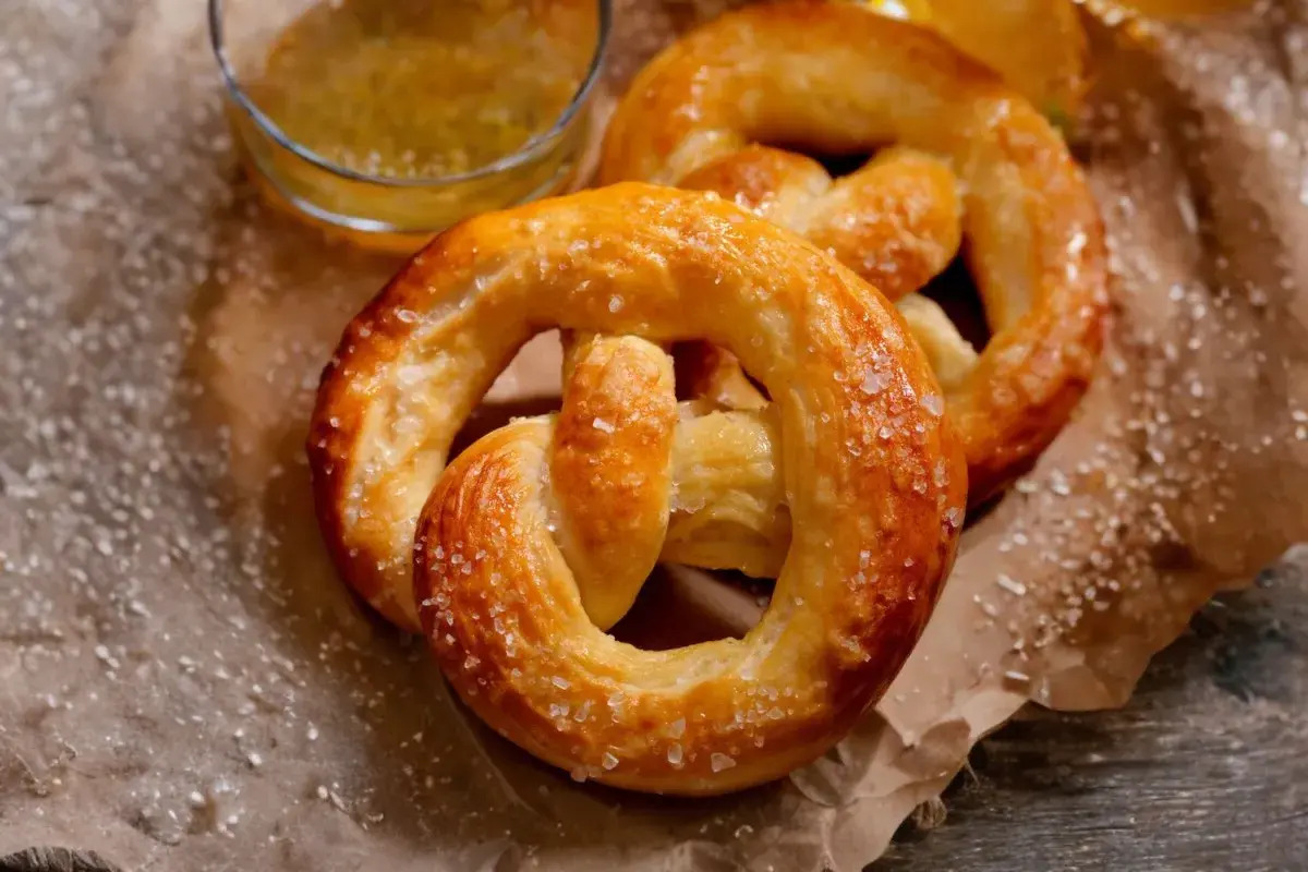 vegan-soft-baked-pretzels