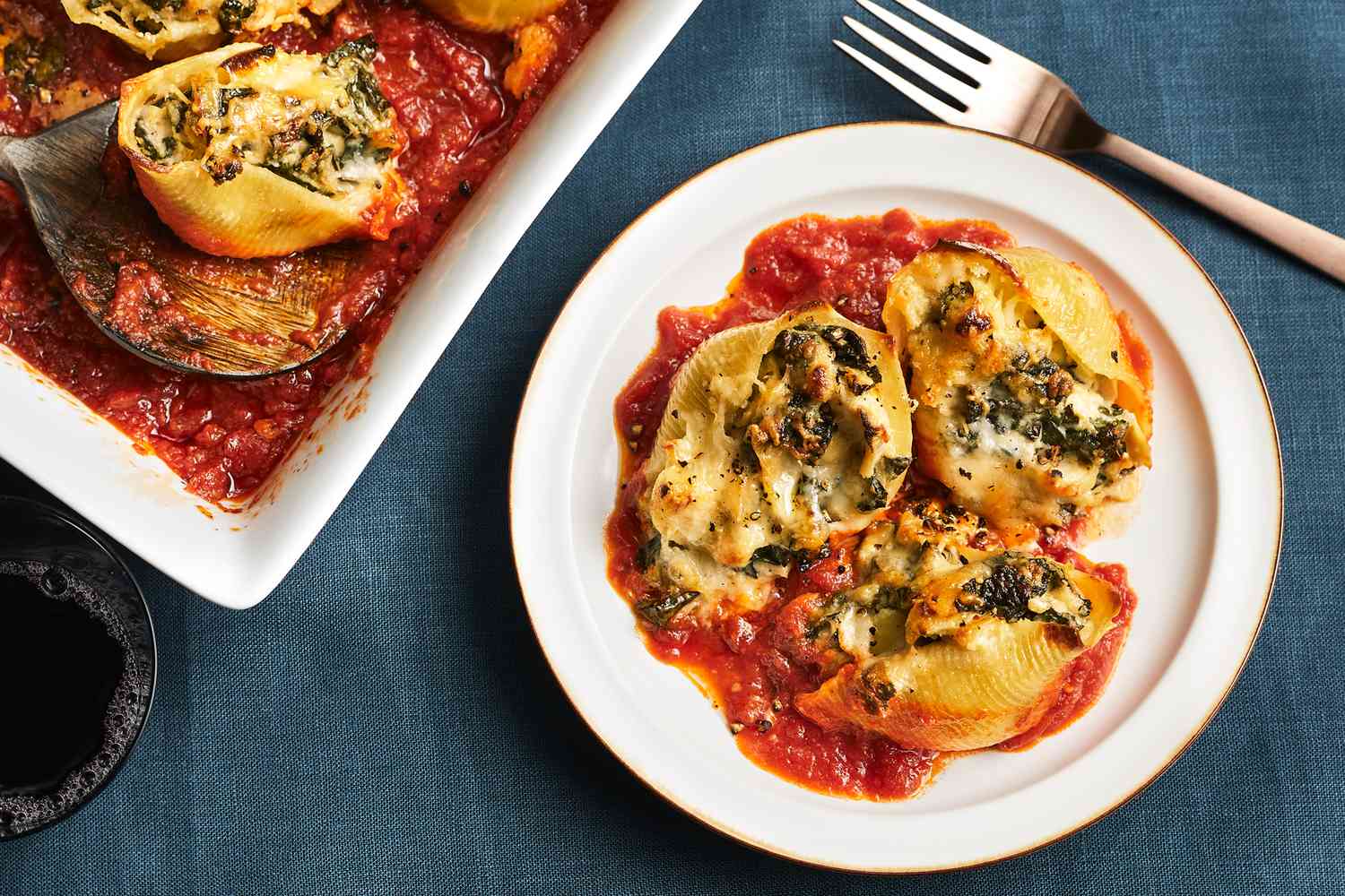 vegan-stuffed-shells-with-kale-recipe