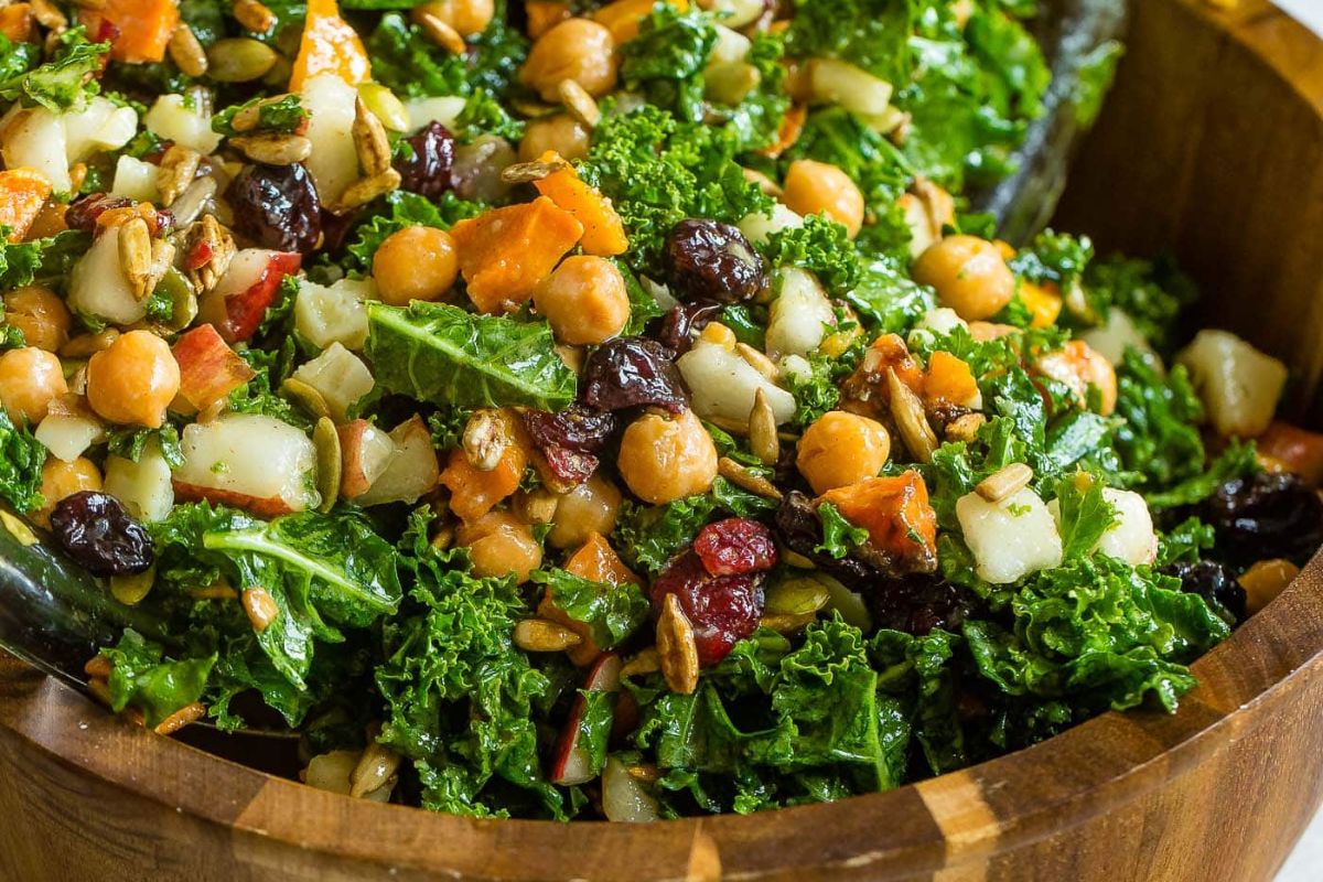 winter-roasted-kale-salad-recipe