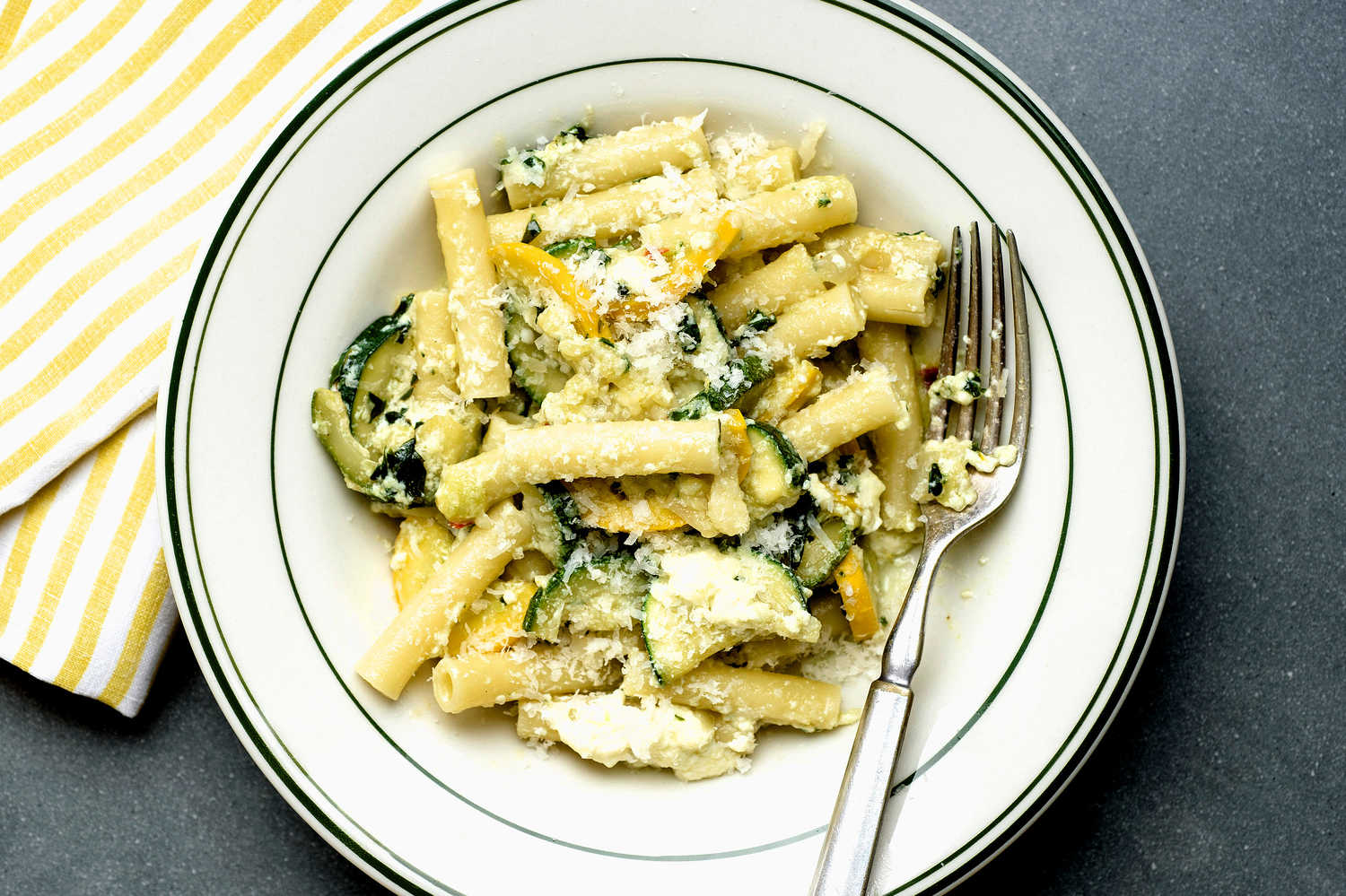 zucchini-noodles-with-lemon-ricotta