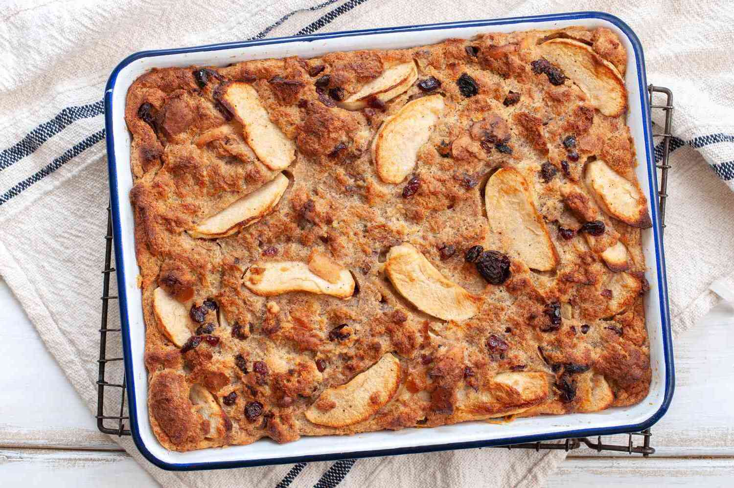 apple-cinnamon-bread-pudding-recipe