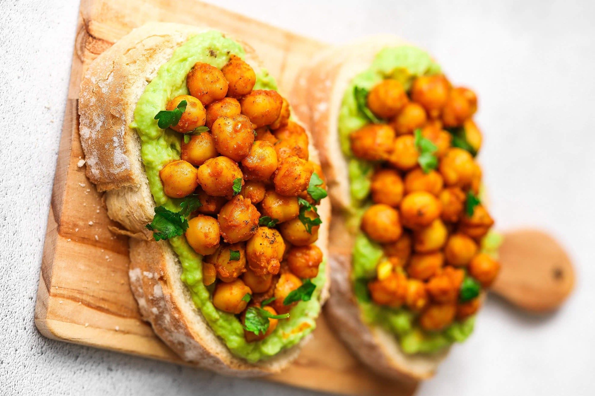 avocado-chickpea-toast-recipe