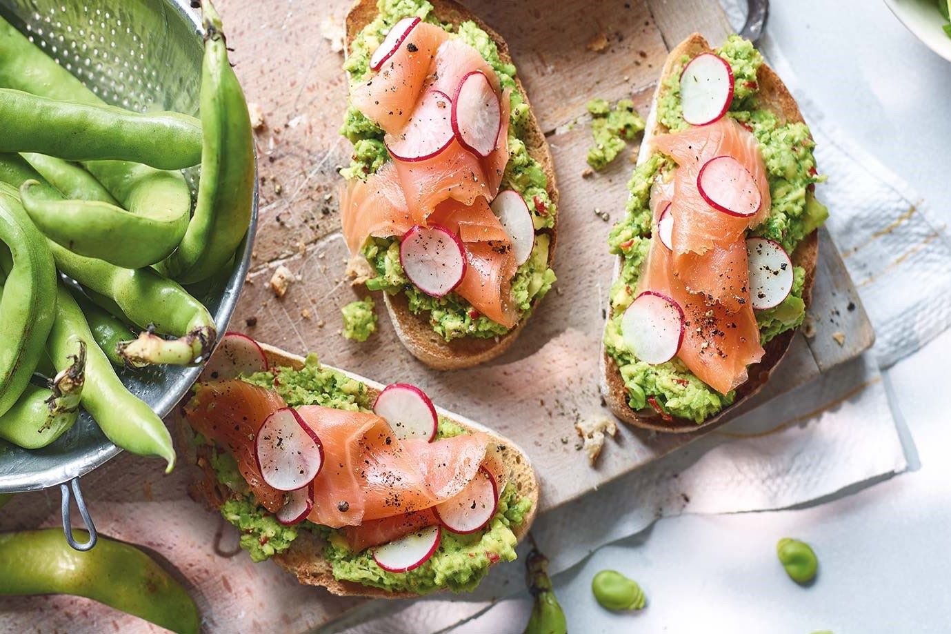 avocado-radish-crostini-recipe