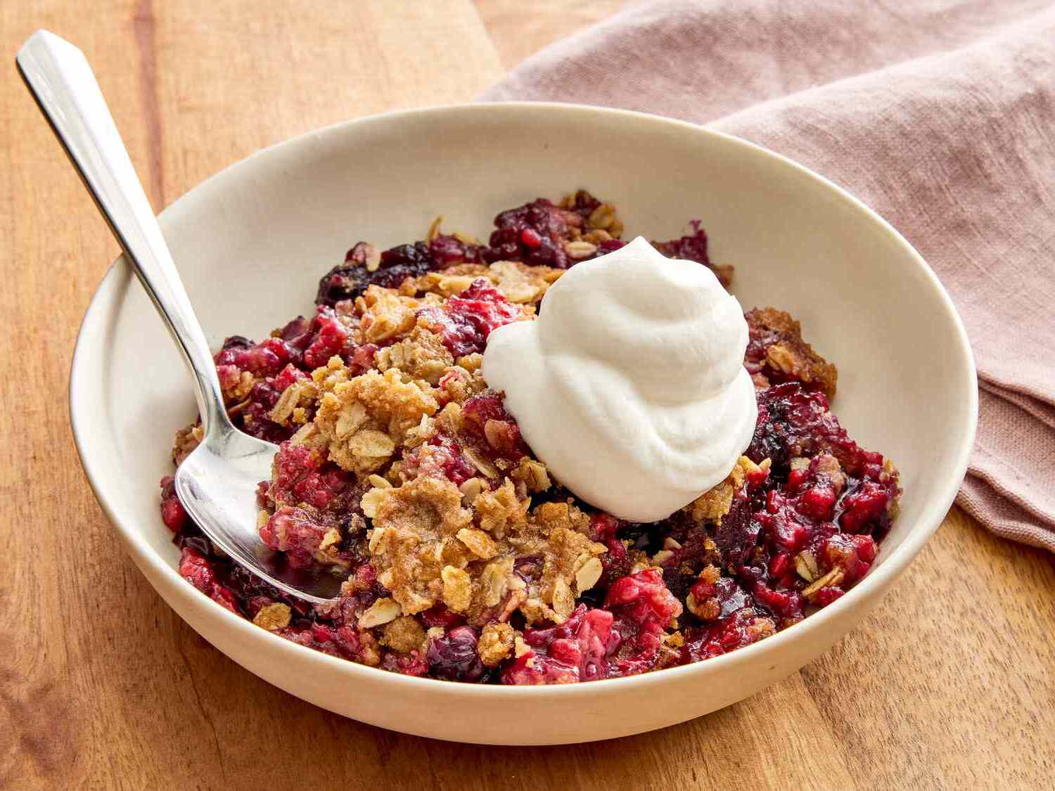 Berry Crisp Recipe | LynneCurry