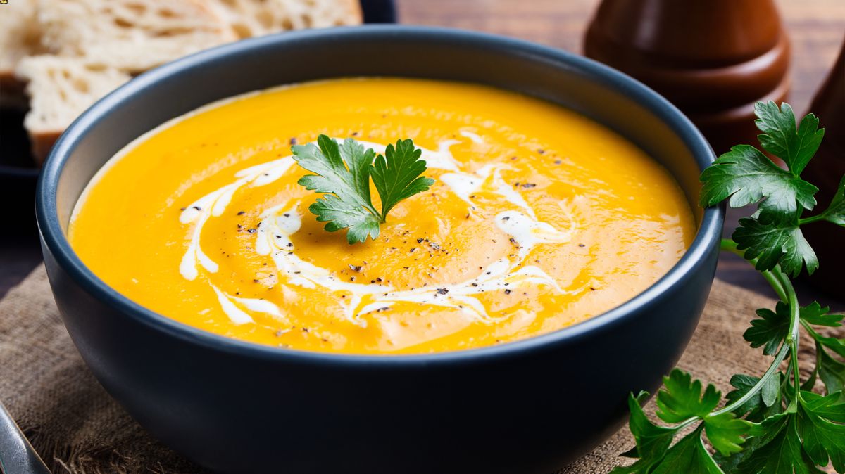 Butternut Squash Bisque Recipe | LynneCurry