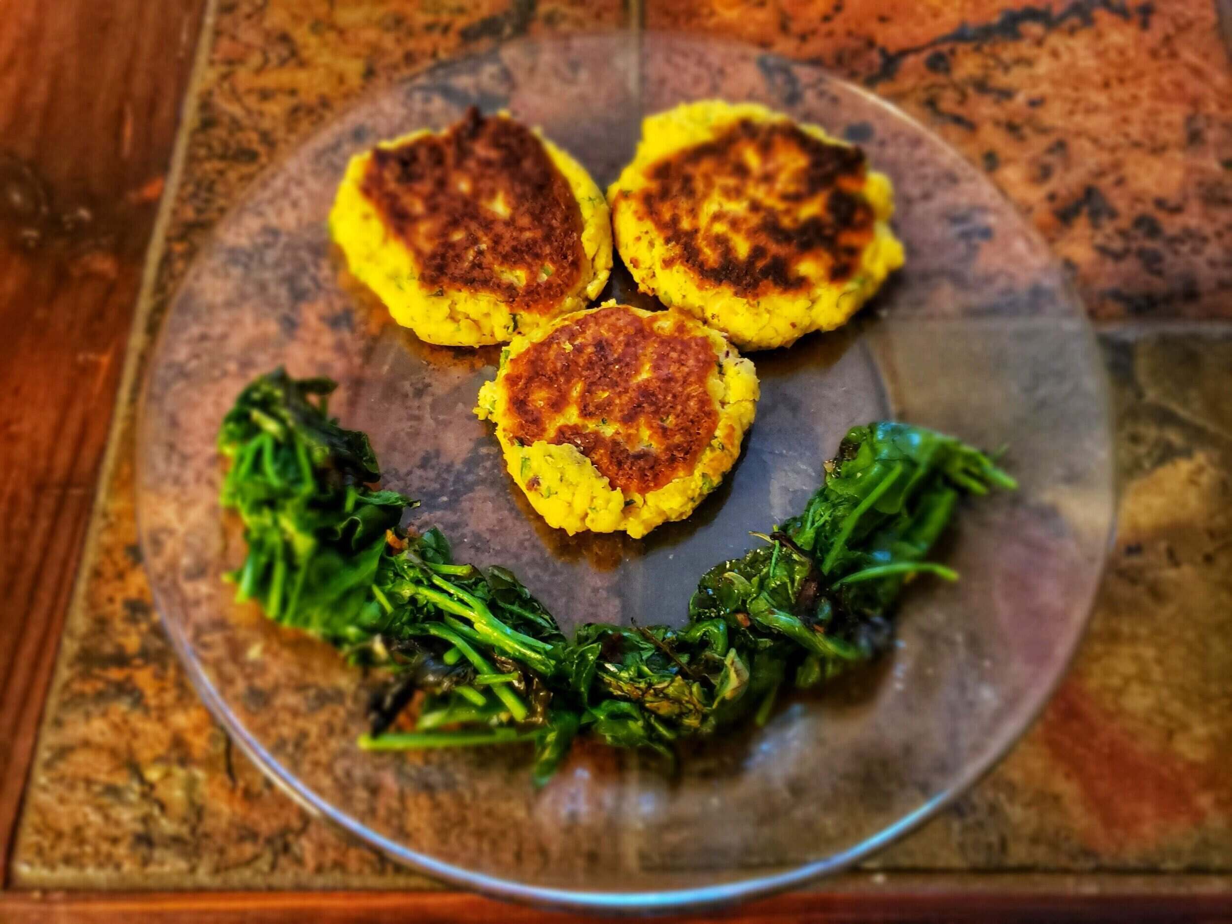 Chickpea Spinach Fritters Recipe | LynneCurry