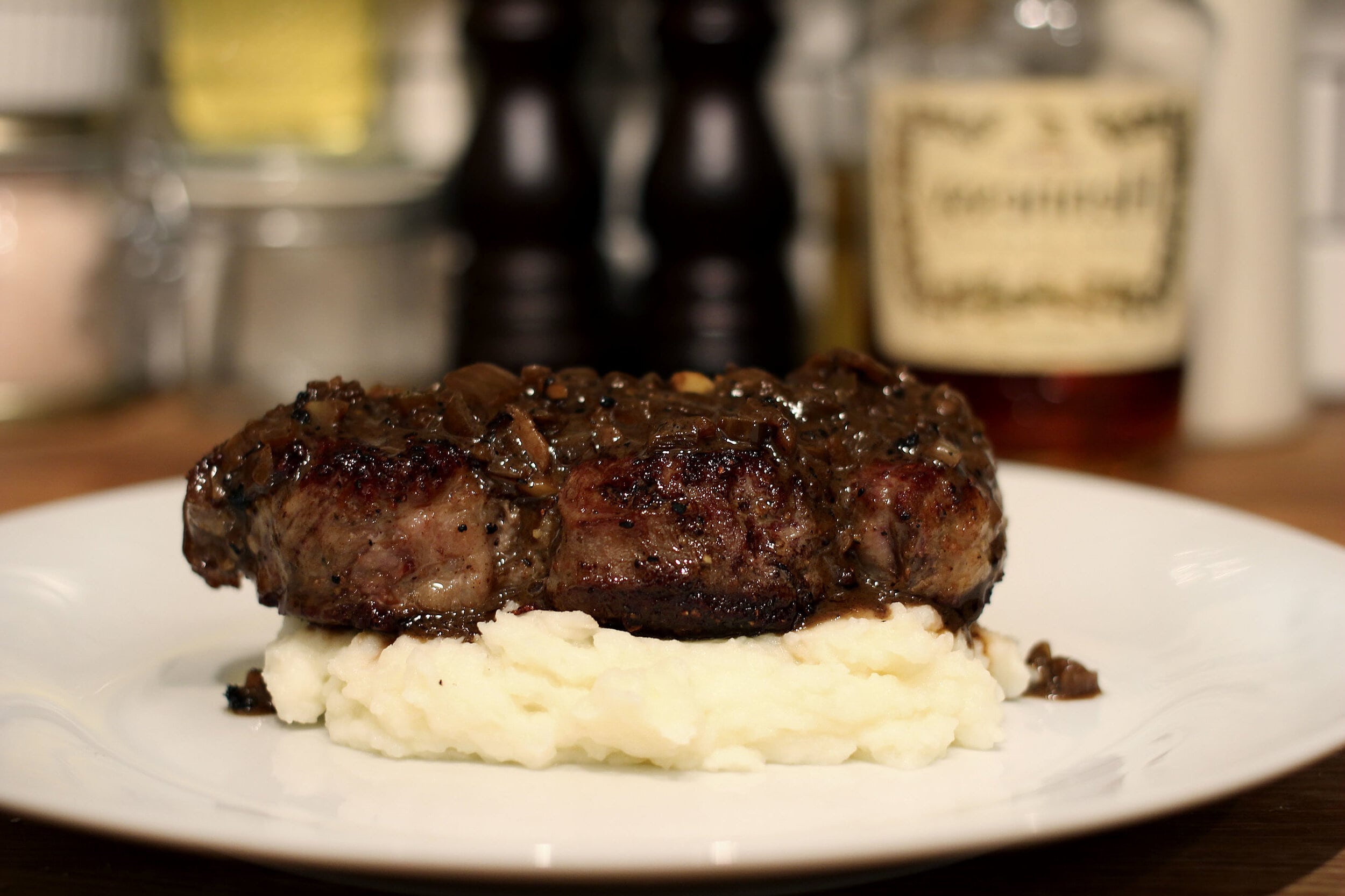 garlic-mashed-potatoes-and-steak-recipe