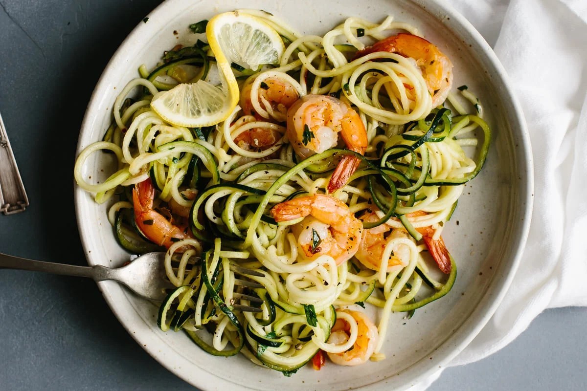 lemon-garlic-shrimp-zoodles-recipe