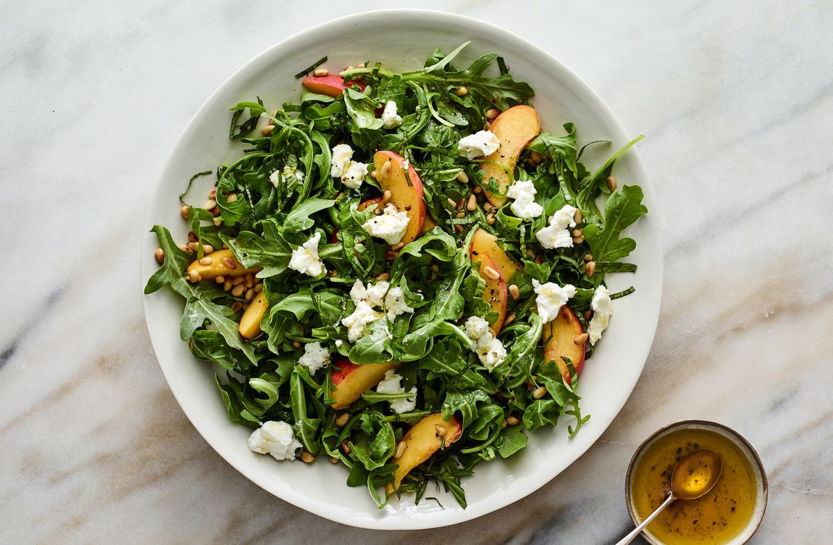 peach-arugula-salad-recipe