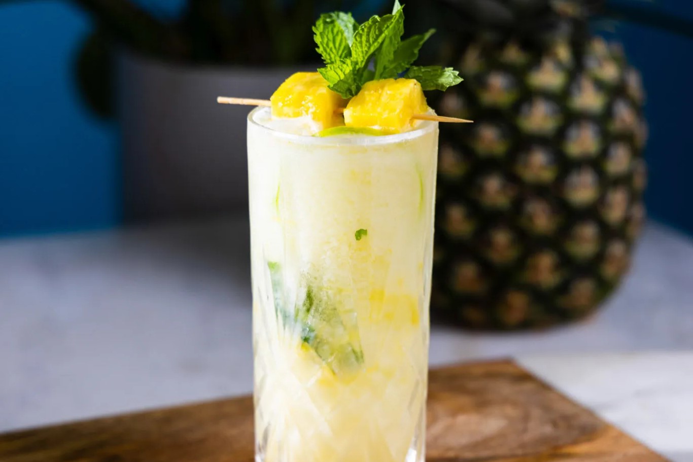 pineapple-coconut-mojito-recipe