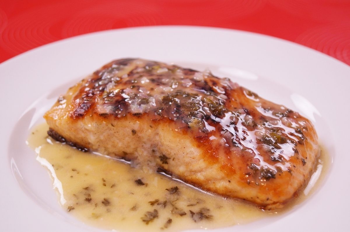 salmon-with-lemon-butter-sauce-recipe