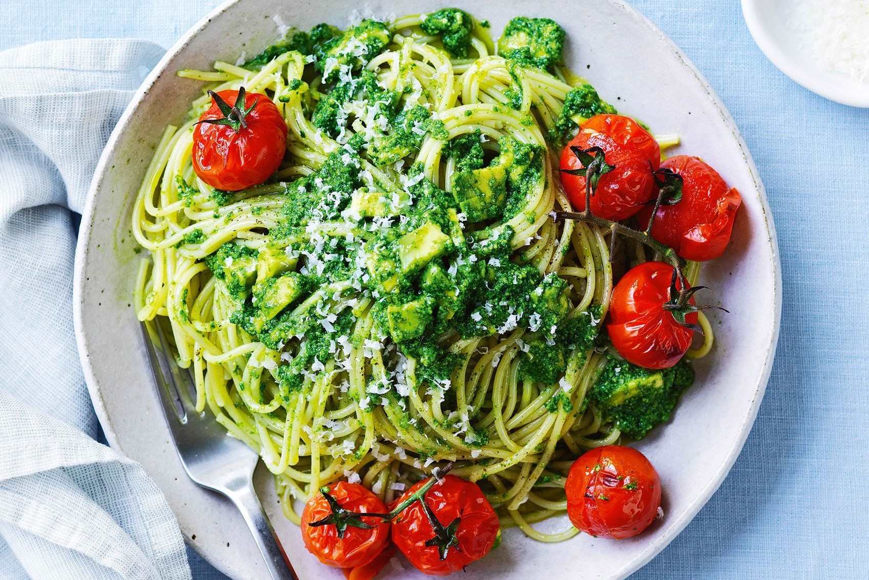 avocado-pesto-pasta-recipe