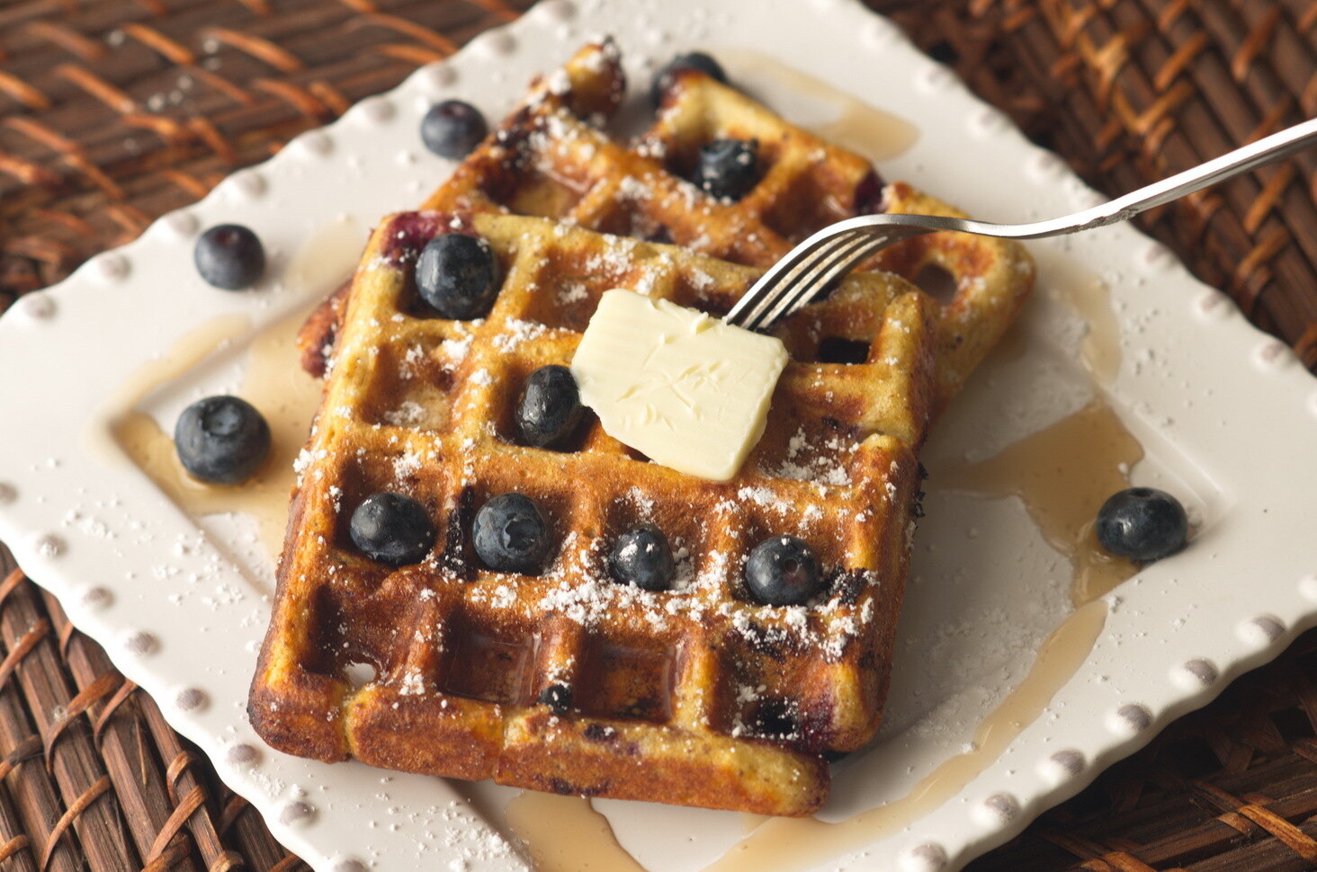 blueberry-quinoa-waffles-recipe