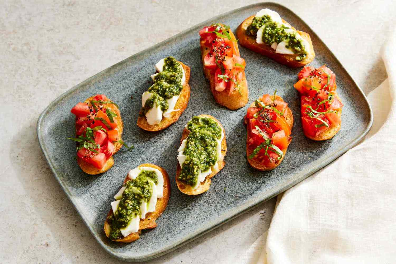 broccoli-pesto-crostini-recipe