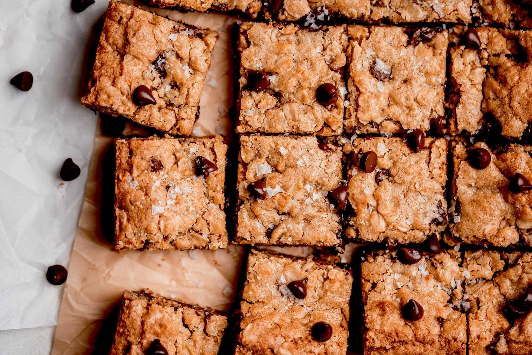 chocolate-chip-oatmeal-bars-recipe