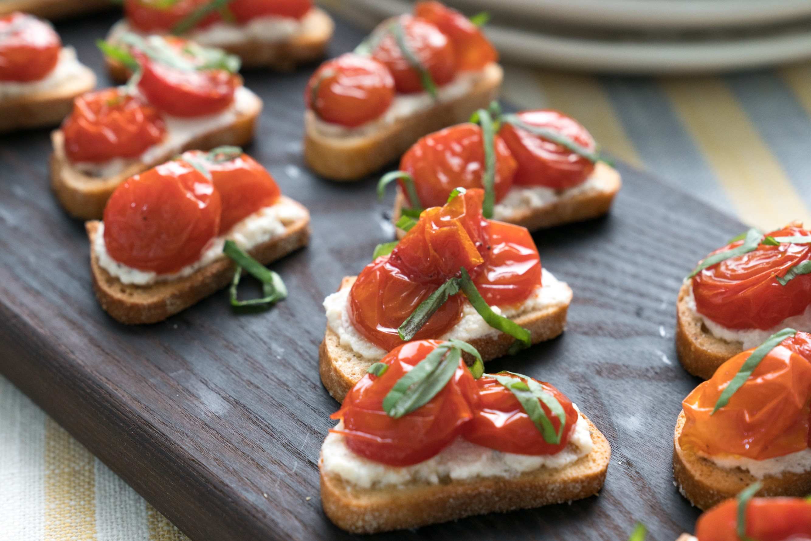 crostini-with-ricotta-and-tomatoes-recipe