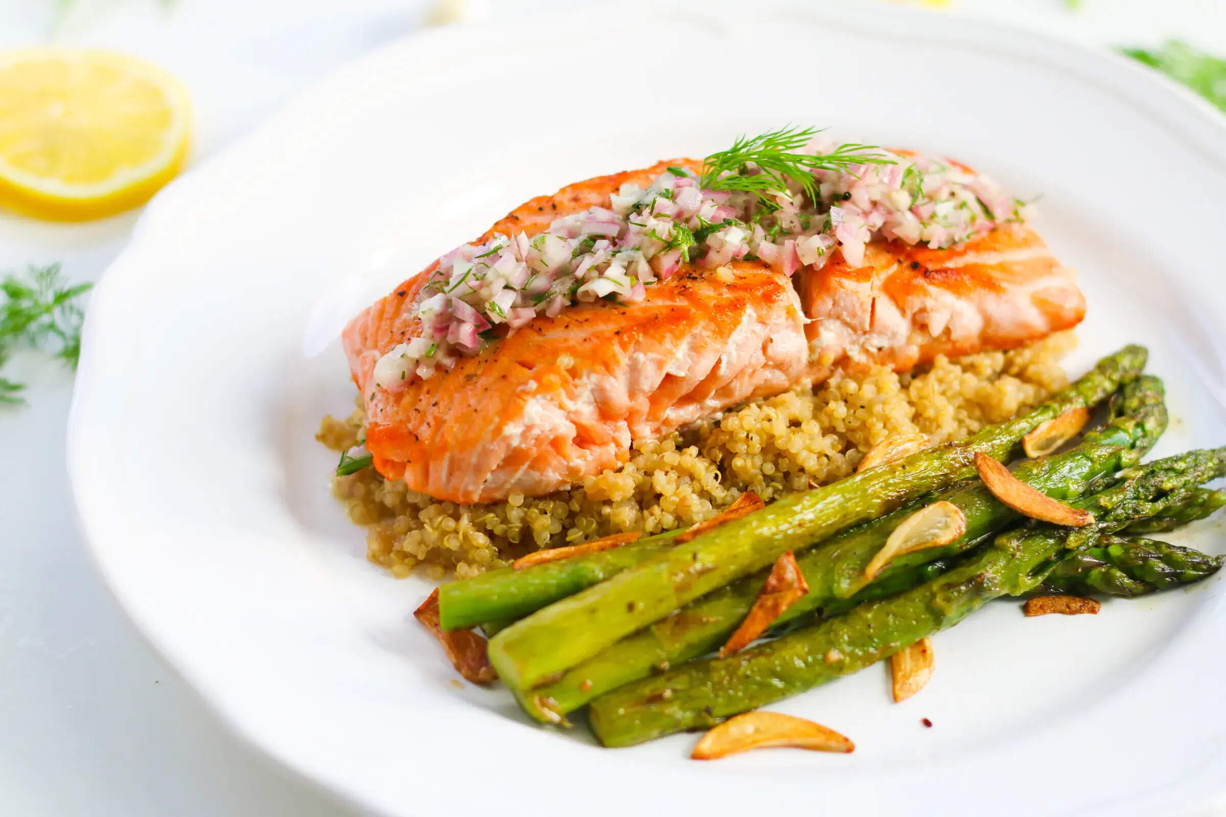 grilled-salmon-quinoa-salad-recipe