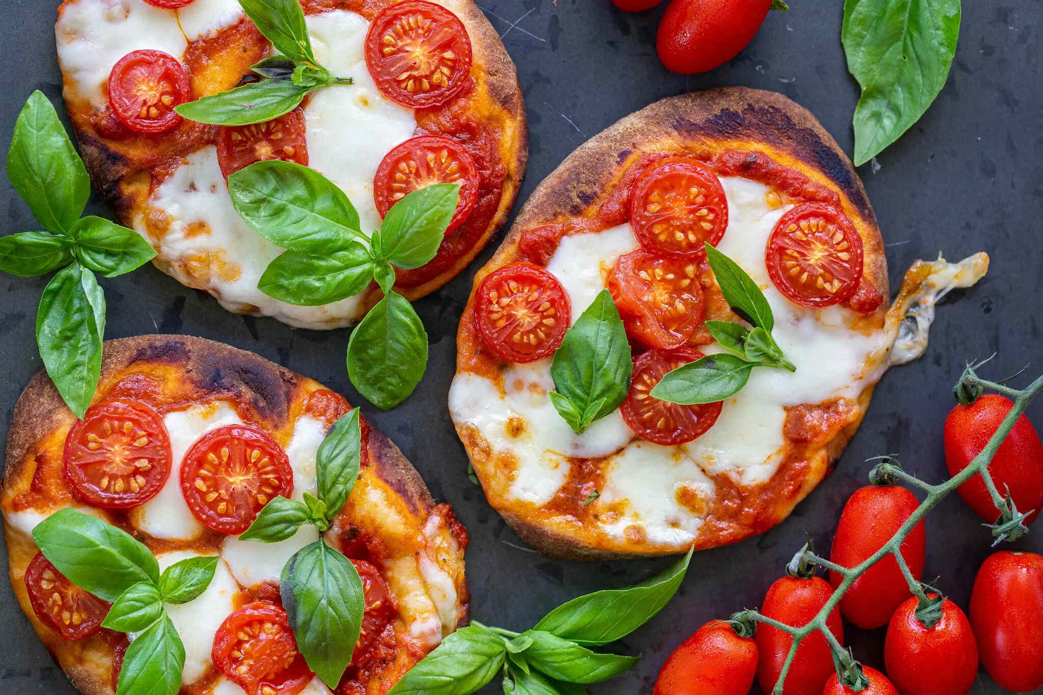 margherita-flatbread-recipe