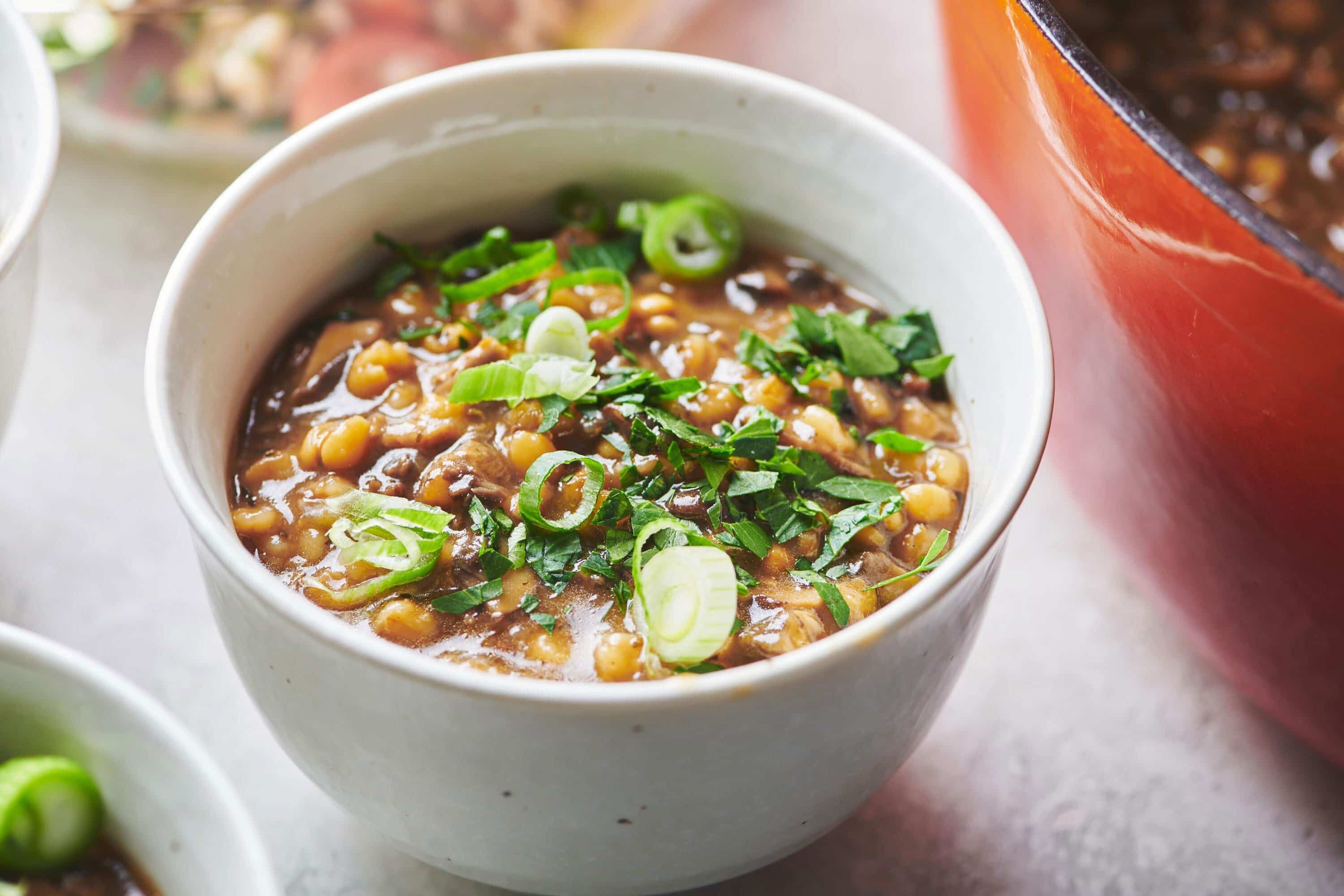 mushroom-barley-spinach-soup-recipe