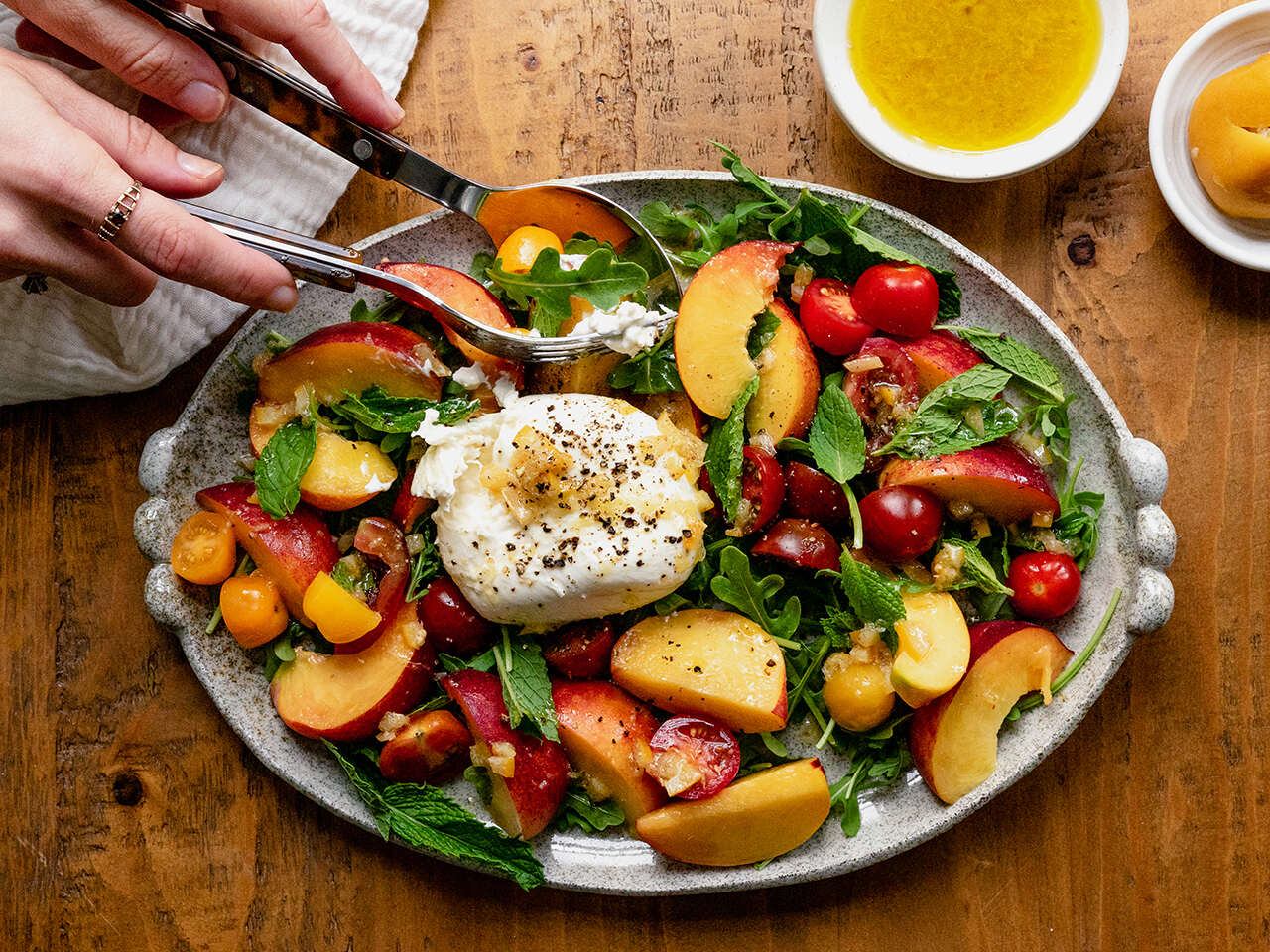 nectarine-burrata-salad-recipe