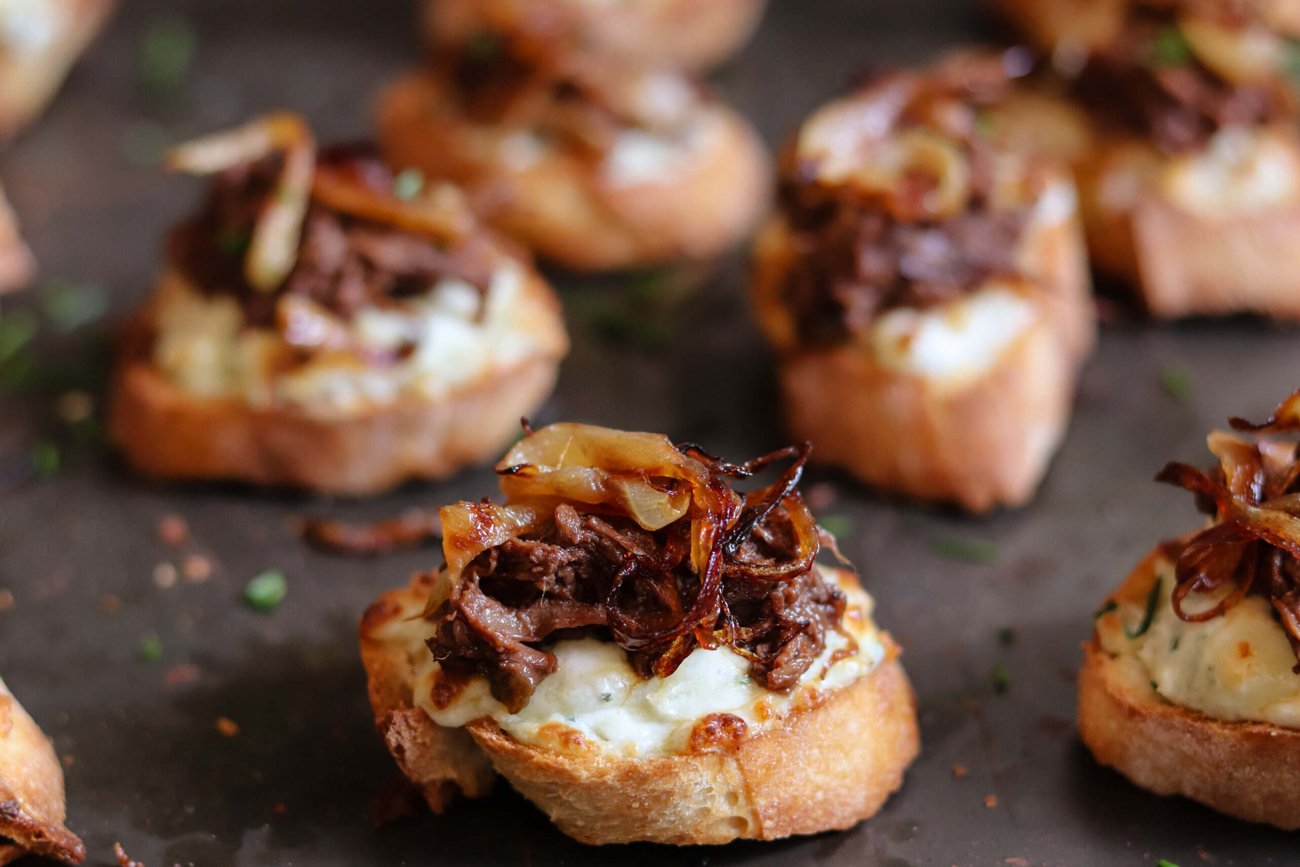 onion-blue-cheese-crostini-recipe