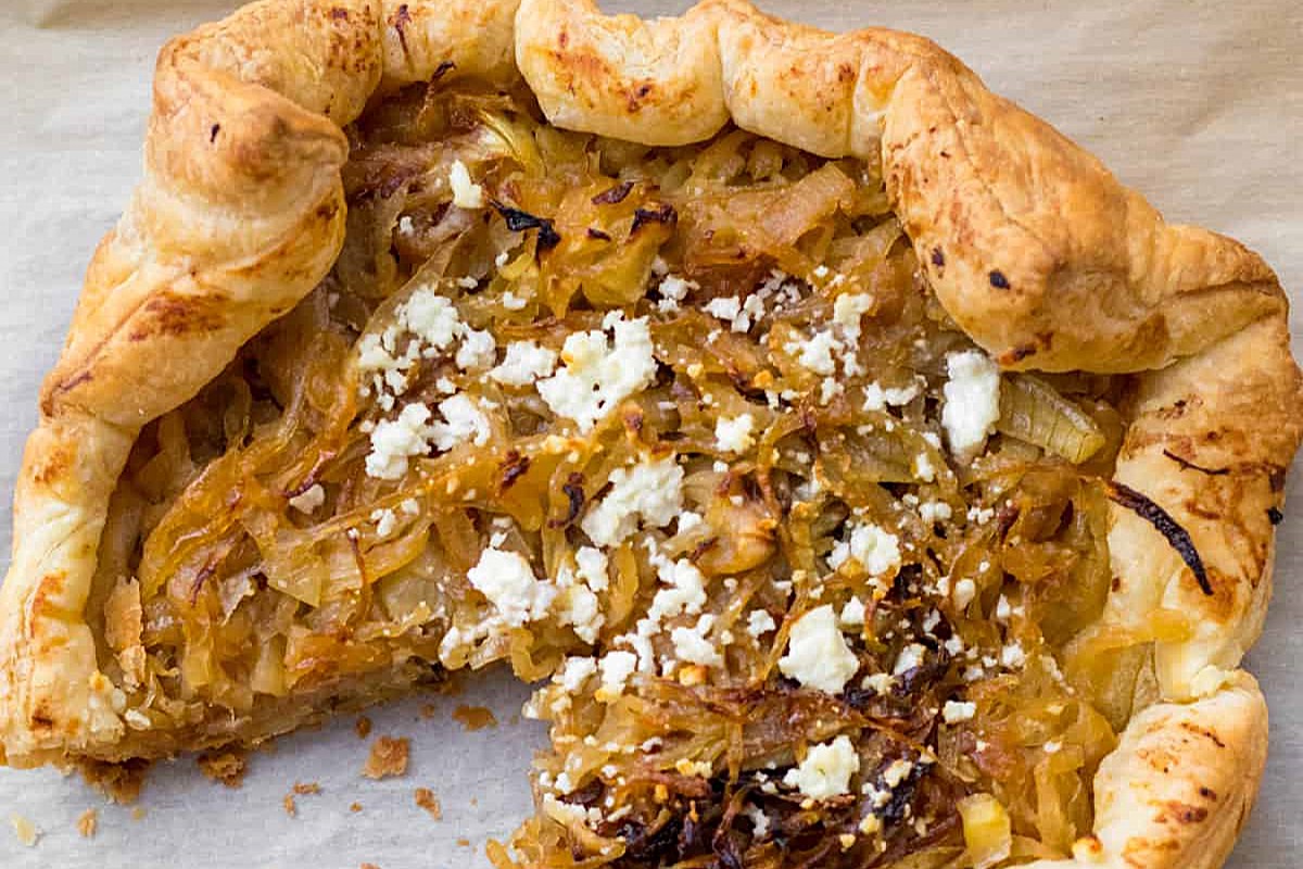 onion-goat-cheese-galette-recipe