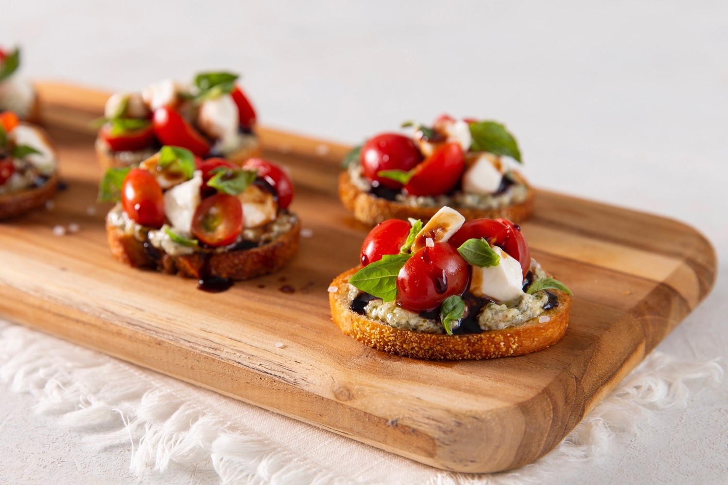 caprese-crostini-recipe