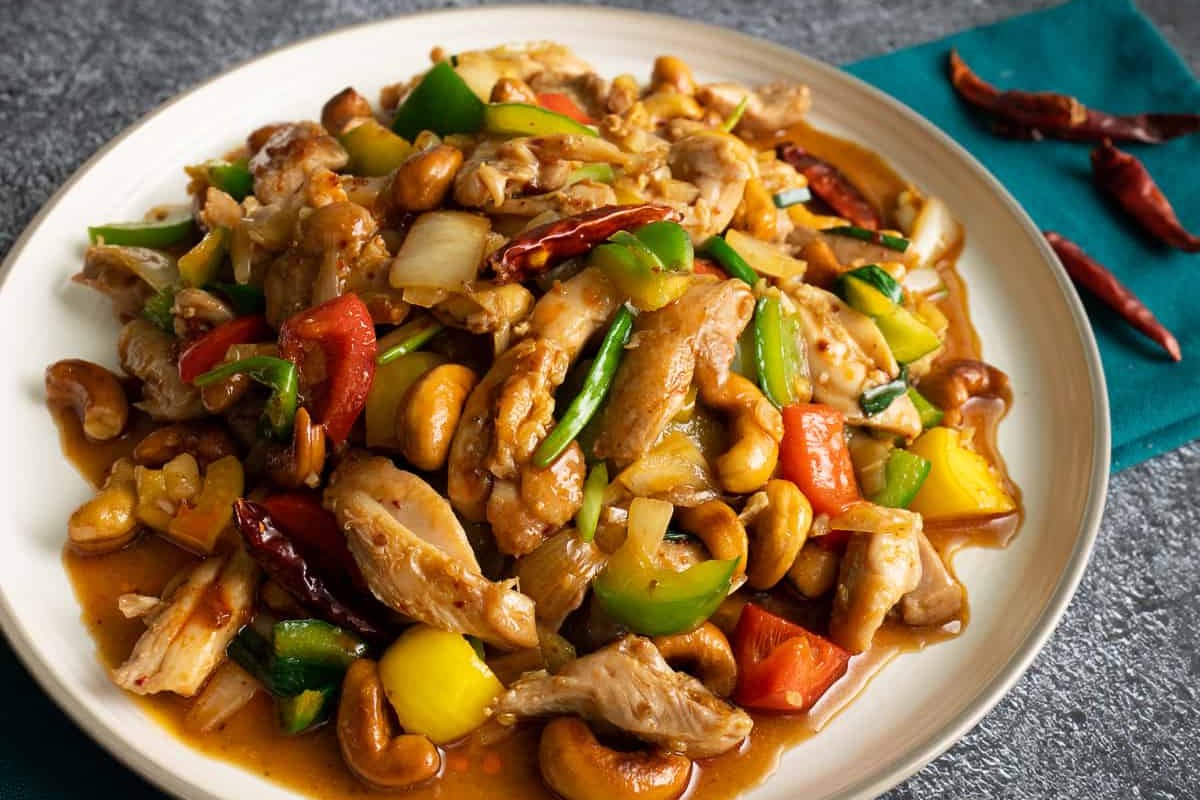 Cashew Chicken Stir-Fry Recipe | LynneCurry