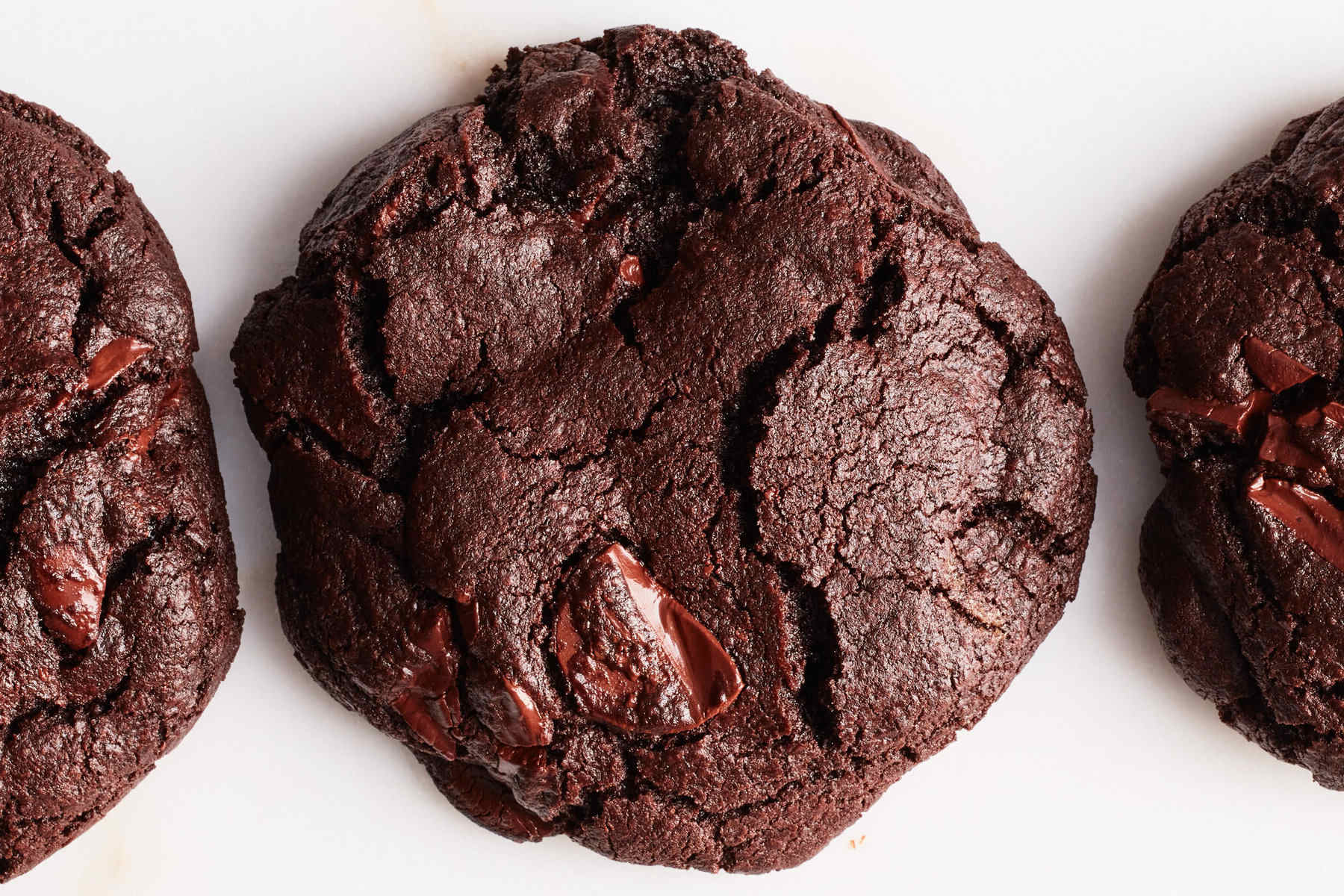 double-chocolate-chip-cookies-recipe