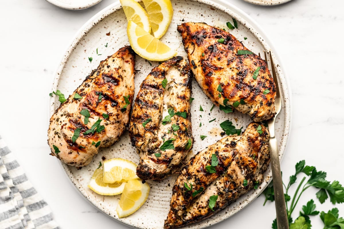 grilled-garlic-herb-chicken-recipe