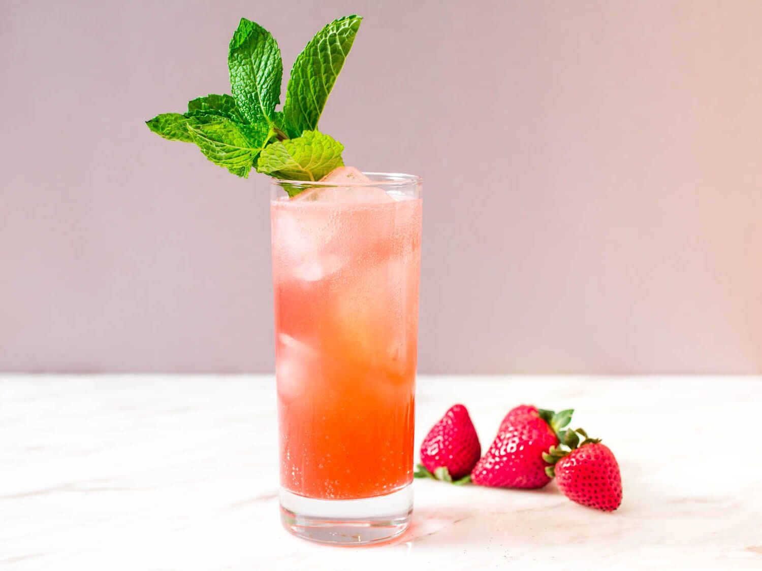 strawberry-mint-lemonade-recipe