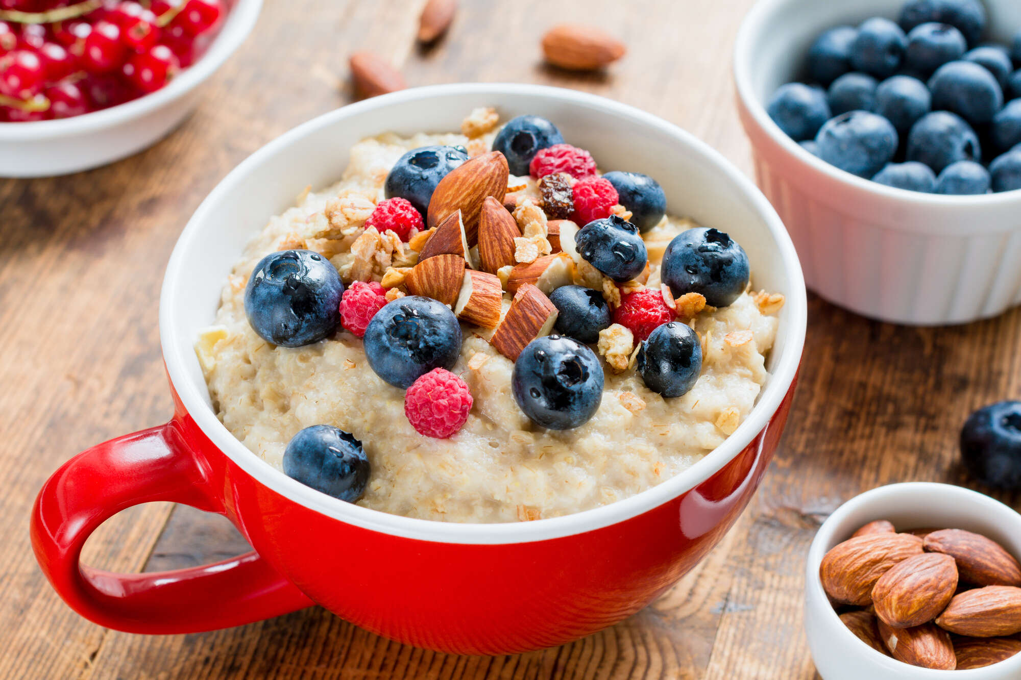 berry-almond-oatmeal-recipe